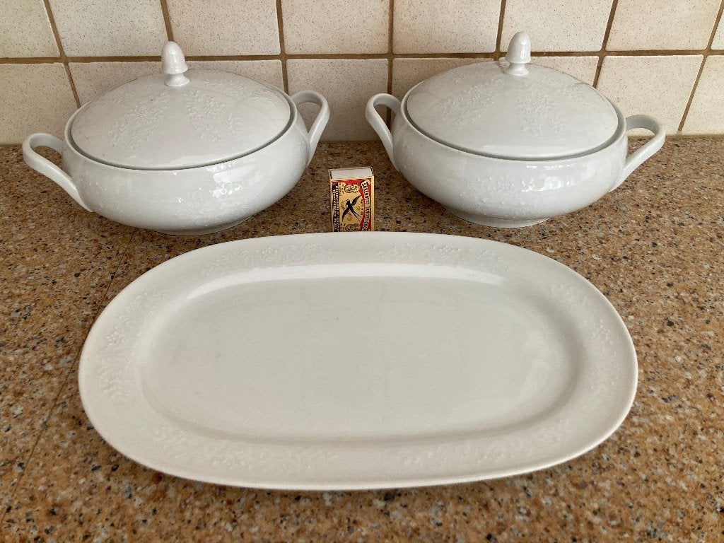 2 witte soepterrines regout terinne + serveerschaal Scherzer, Antiek en Kunst, Ophalen of Verzenden