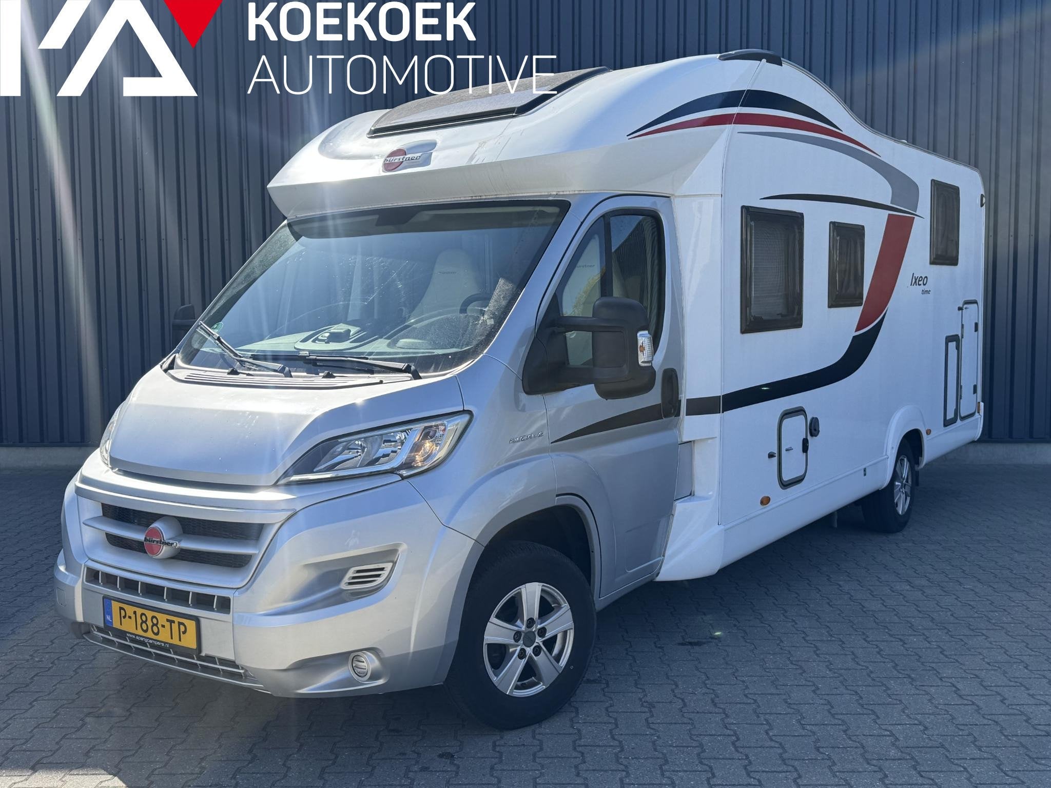 Buerstner Bt7342 Euro 5 | 4 persoons | Queenbed, 7 tot 8 meter, Bedrijf, Diesel, Bürstner