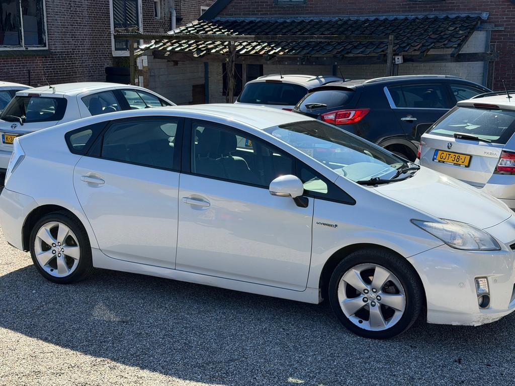 Toyota Prius 1.8 Executive Camera Cruise PDC LMV Nette Auto, Auto's, Toyota, Gebruikt, 4 cilinders, Wit, Leder