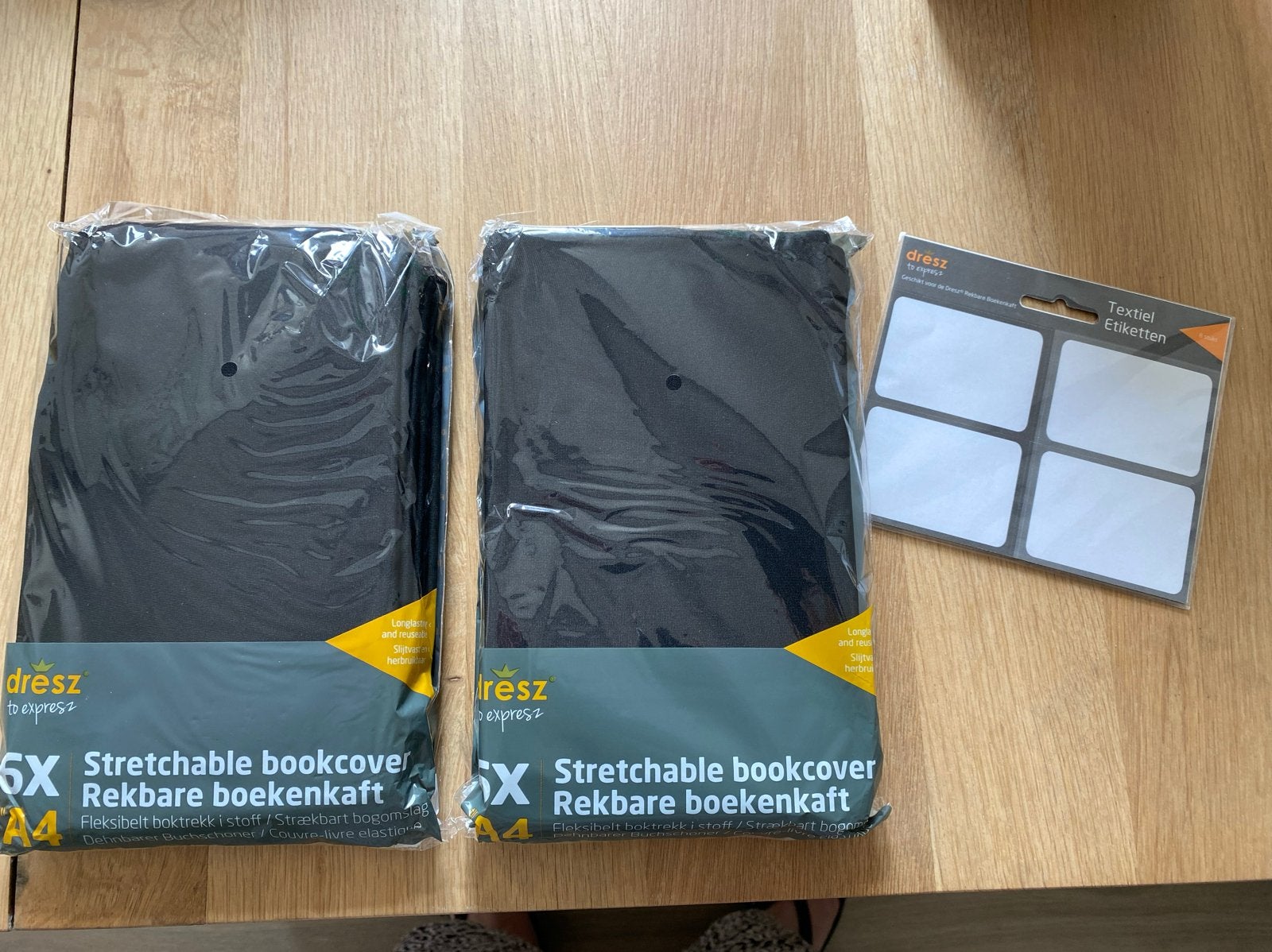Rekbare boekenkaften nieuw! Zwart 12 st., Ophalen of Verzenden, Nieuw
