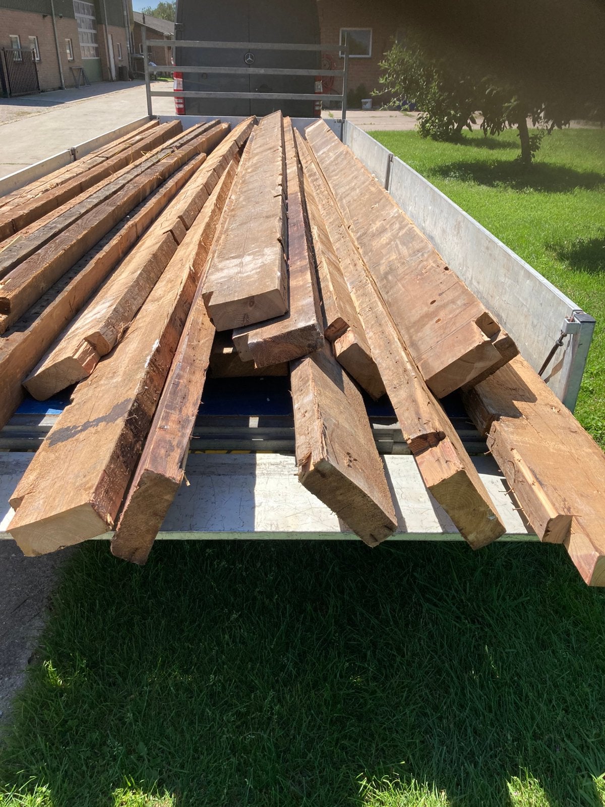 Houten balken, Tuin en Terras, Ophalen of Verzenden, Zo goed als nieuw, 250 cm of meer, Balken