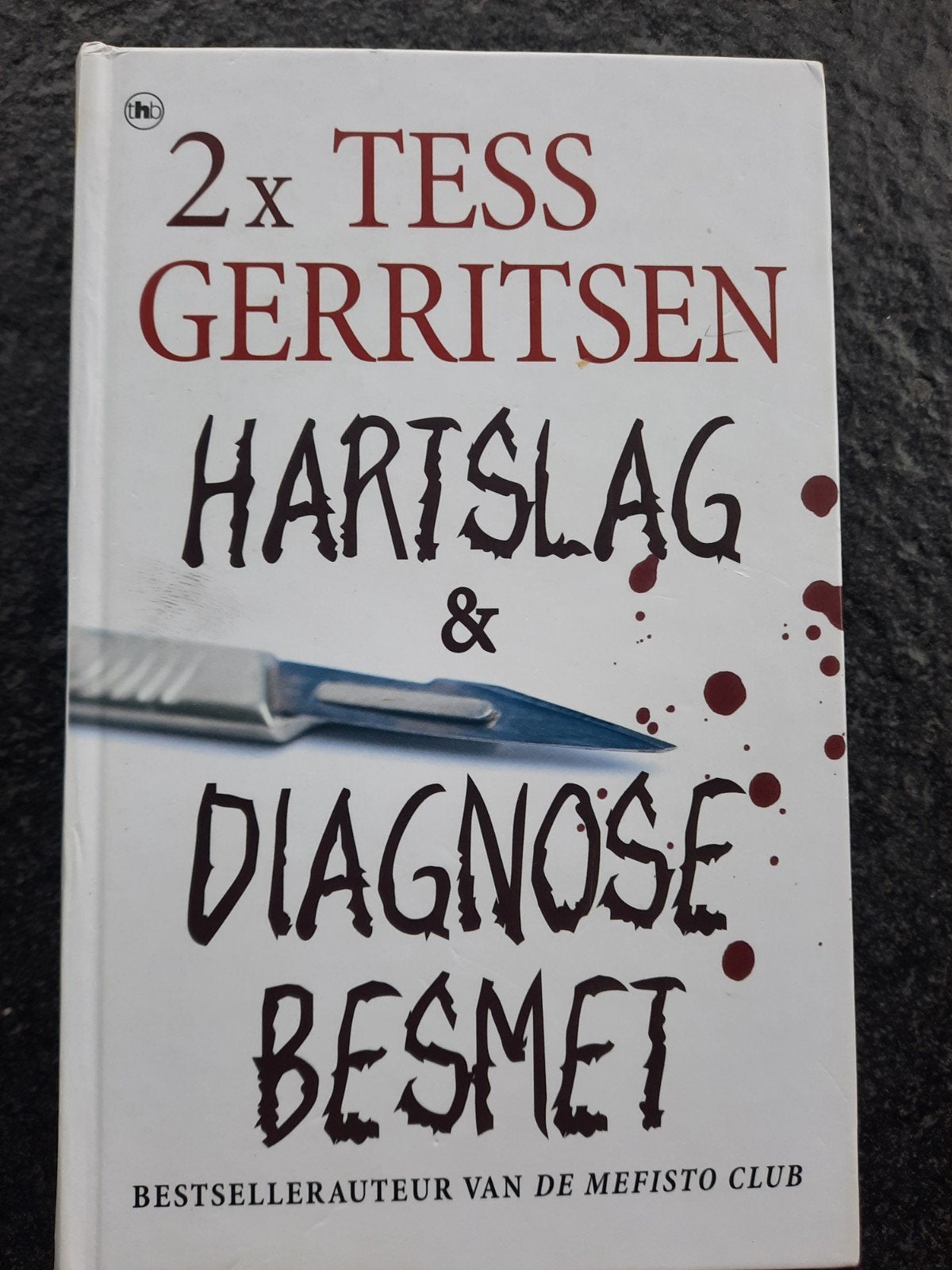 Tess Gerritsen - Hartslag & diagnose besmet, Ophalen of Verzenden, Zo goed als nieuw, Tess Gerritsen