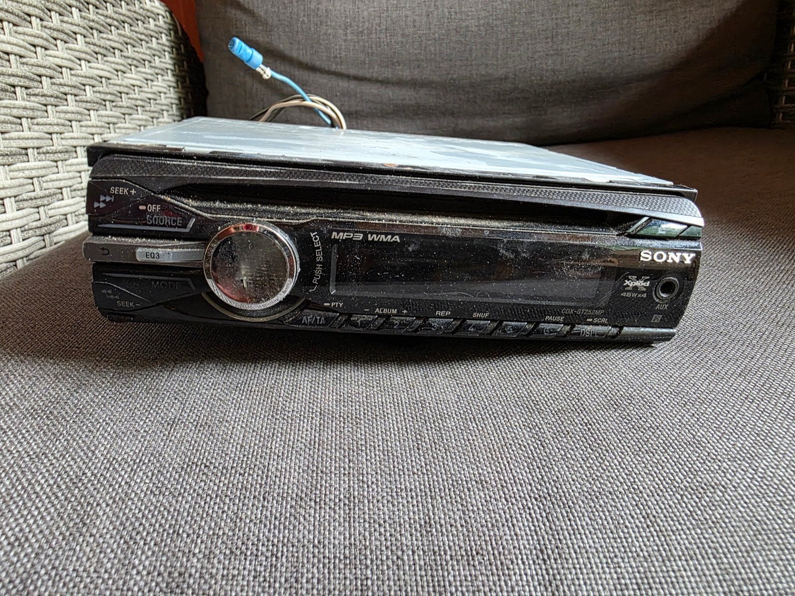 Sony CDX-GT252MP Autoradio - Werkt, wordt verkocht als is, Auto diversen, Ophalen of Verzenden, Gebruikt