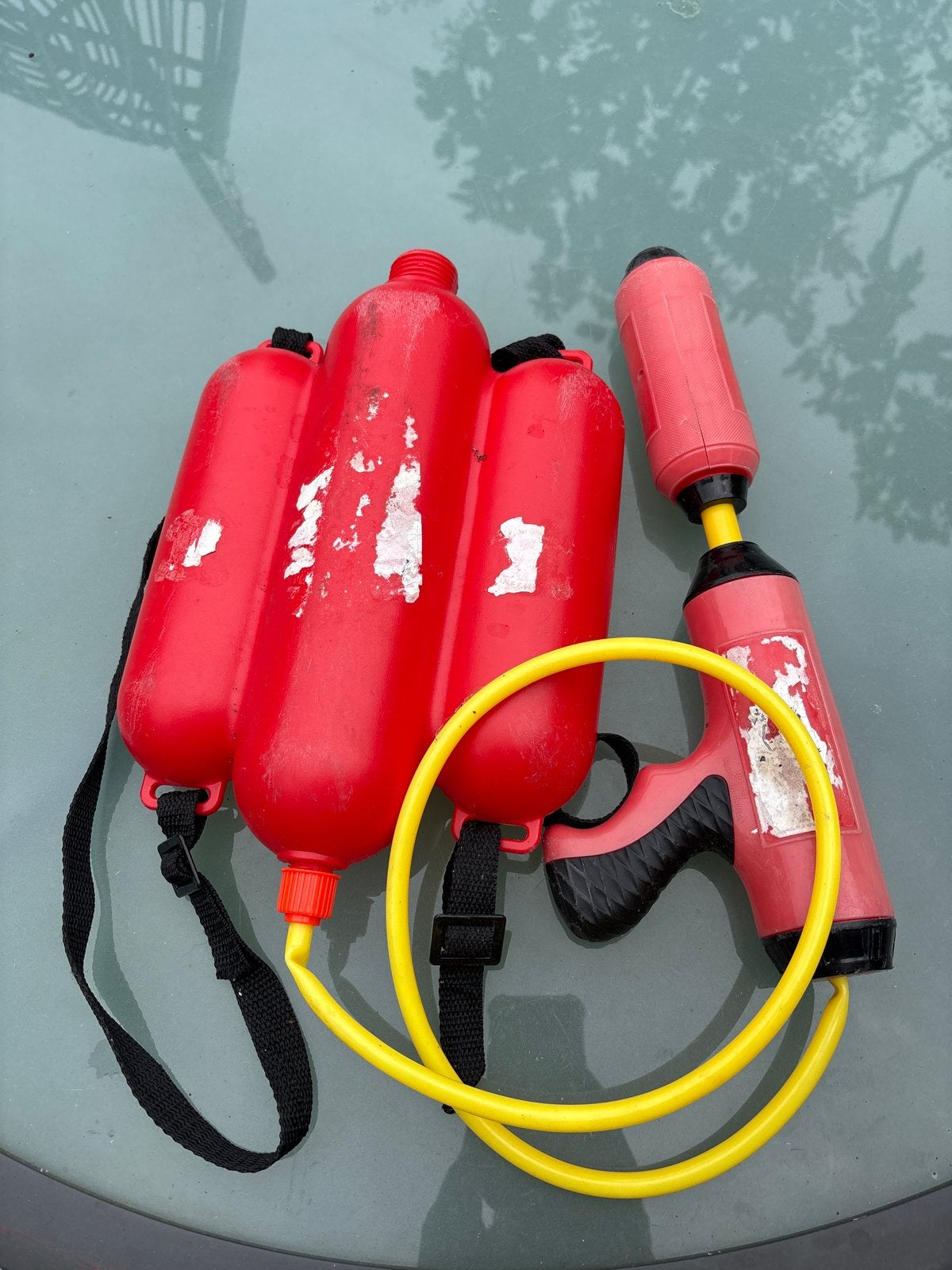 Grote waterpistool met rugzak reservoir, Ophalen of Verzenden, Gebruikt