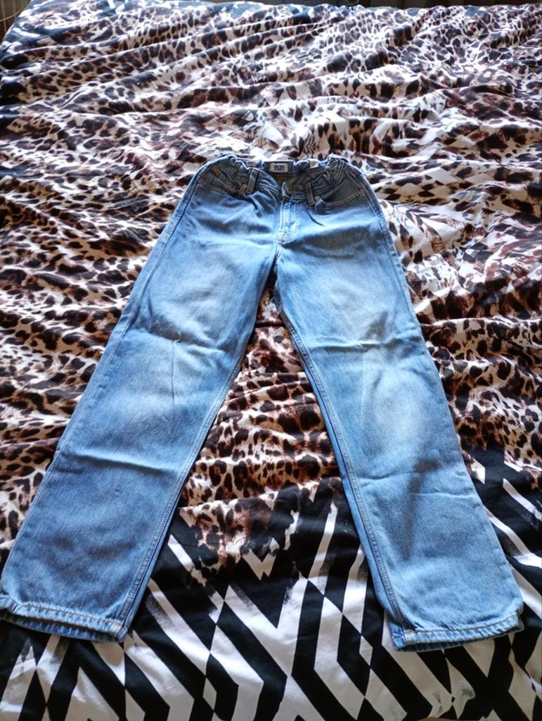 Te koop jack en Jones spijker broek zo goed als nieuw, Kinderen en Baby's, Kinderkleding | Maat 152, Zo goed als nieuw, Ophalen