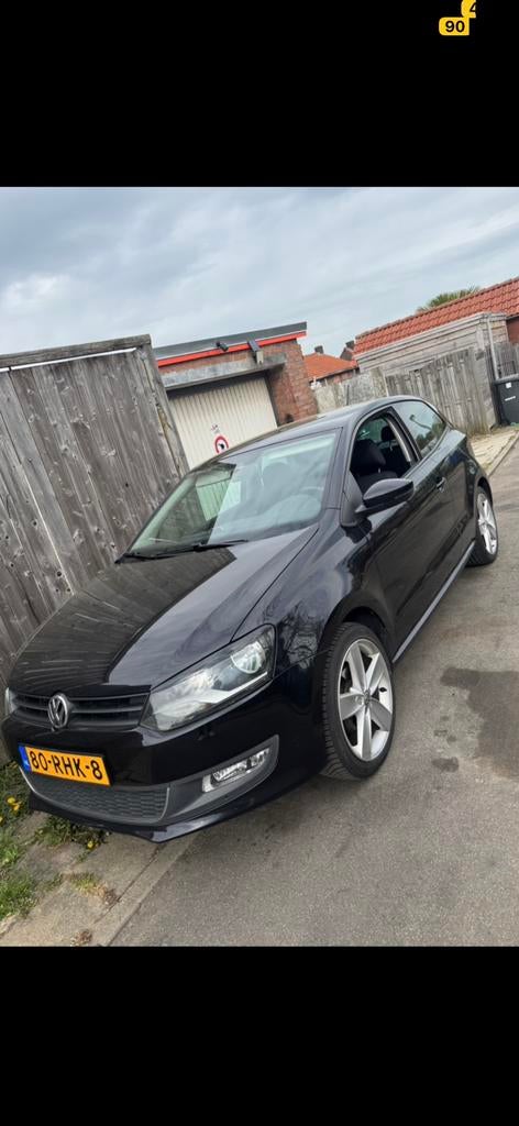 Volkswagen Polo 1.2 TSI Highline, Auto's, Volkswagen, Voorwielaandrijving, Euro 5, Zwart, Handgeschakeld