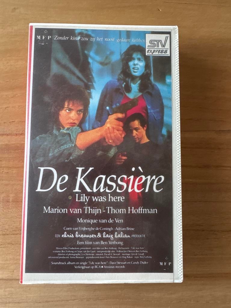 De Kassière (Lily was here) - VHS - Ben Verbong, Cd's en Dvd's, Vanaf 12 jaar, Verzenden, Gebruikt, Drama