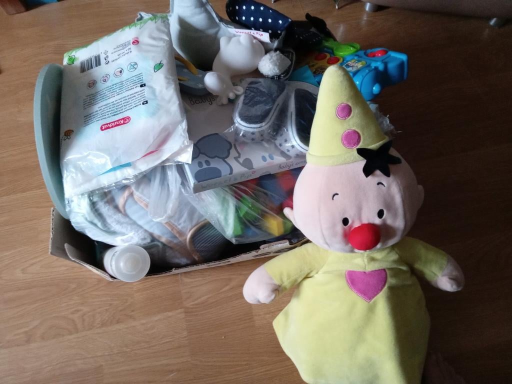 MOET VANDAAG WEG DOOS DIVERSE JONGENS BABYSPULLETJES, Ophalen, Zo goed als nieuw, Overige typen
