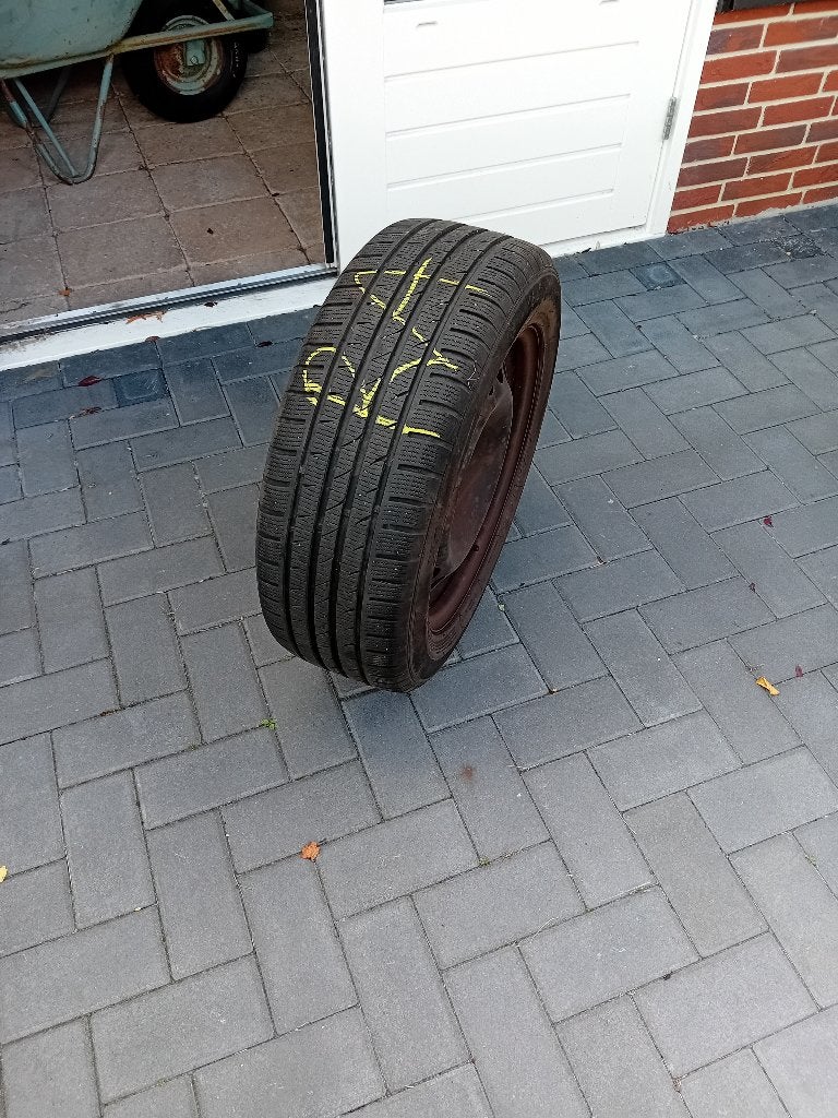 te koop winterbanden op velgen, Ophalen, 16 inch, Banden en Velgen, Winterbanden