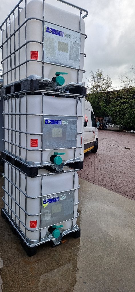 Te koop ibc container 600 liter vaten schoon, Kunststof, Met kraantje, 150 liter of meer, Nieuw