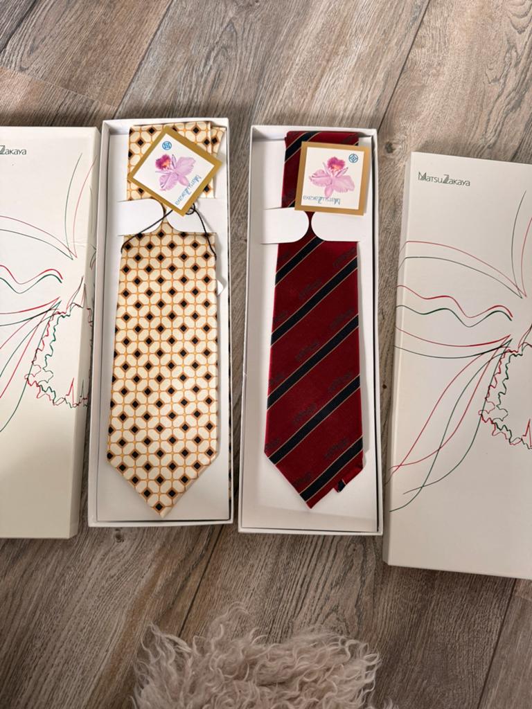 Set van 2 Exclusieve Zijden Stropdassen Matsuzakaya (Japan), Ophalen of Verzenden, Nieuw, Overige kleuren
