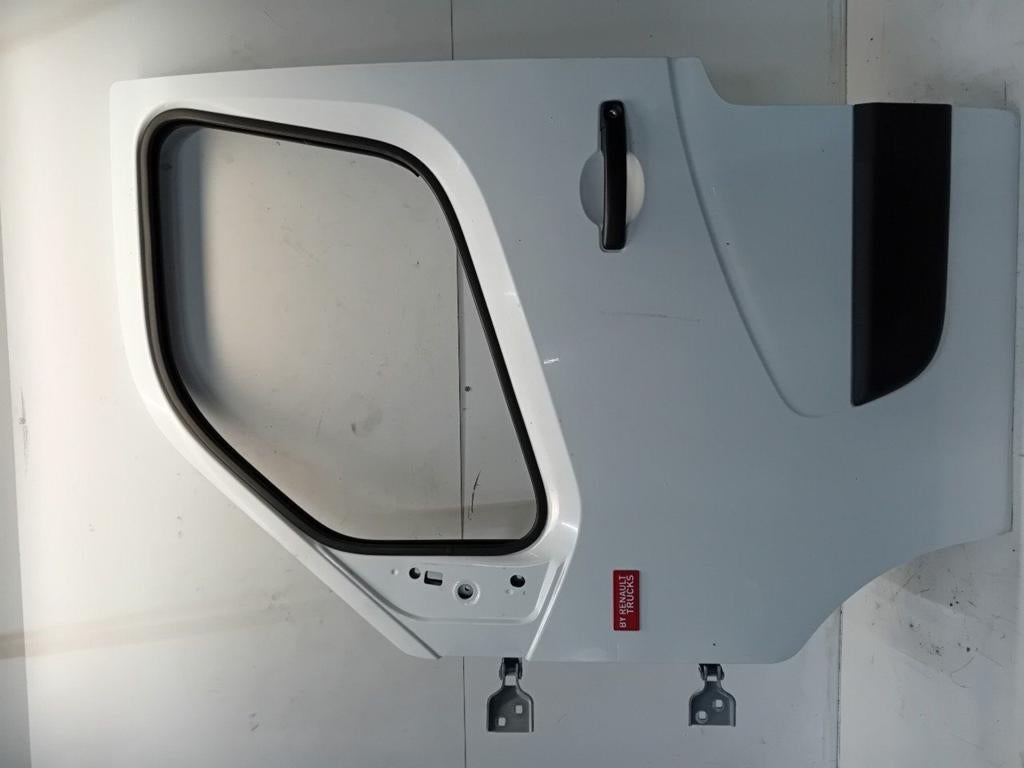 Portier links voor Renault Master, Onderdelen@venauto.nl, Van der Ven Autorecycling B.V., Gebruikt, Ettenseweg 76, 4706 PB Roosendaal, The Netherlands