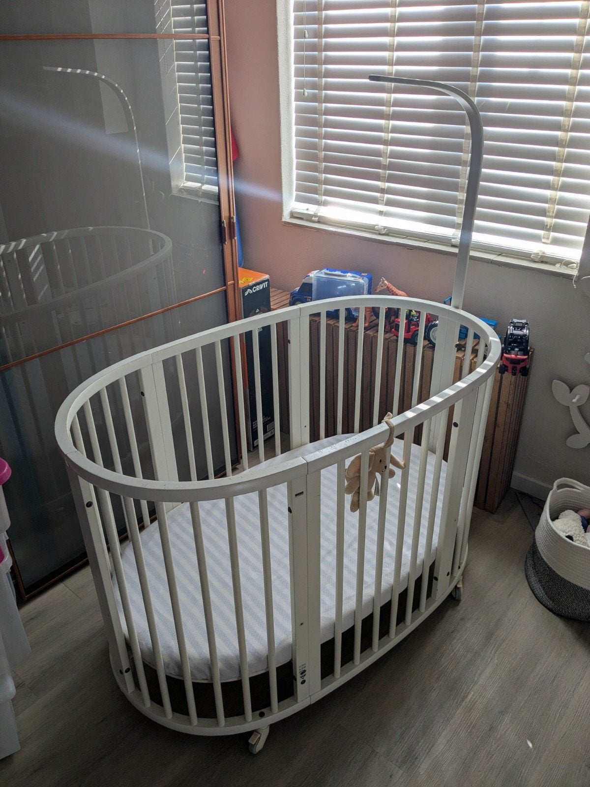 Stokke Sleepi ledikant met matras en hoezen, Ophalen, Zo goed als nieuw, Minder dan 140 cm, Matras