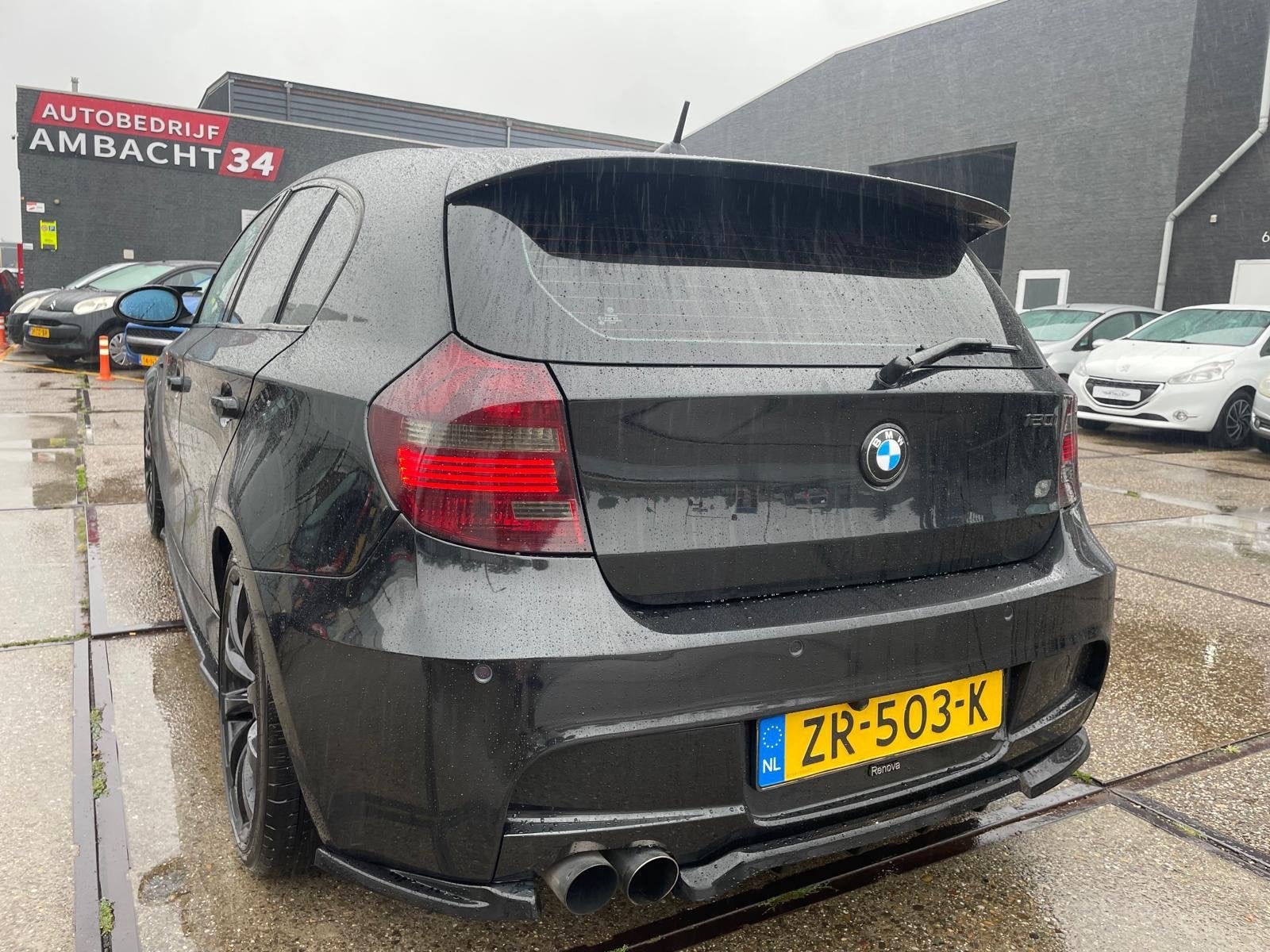 BMW 1-serie 120i, Auto's, Achterwielaandrijving, 1295 kg, 4 cilinders, Zwart