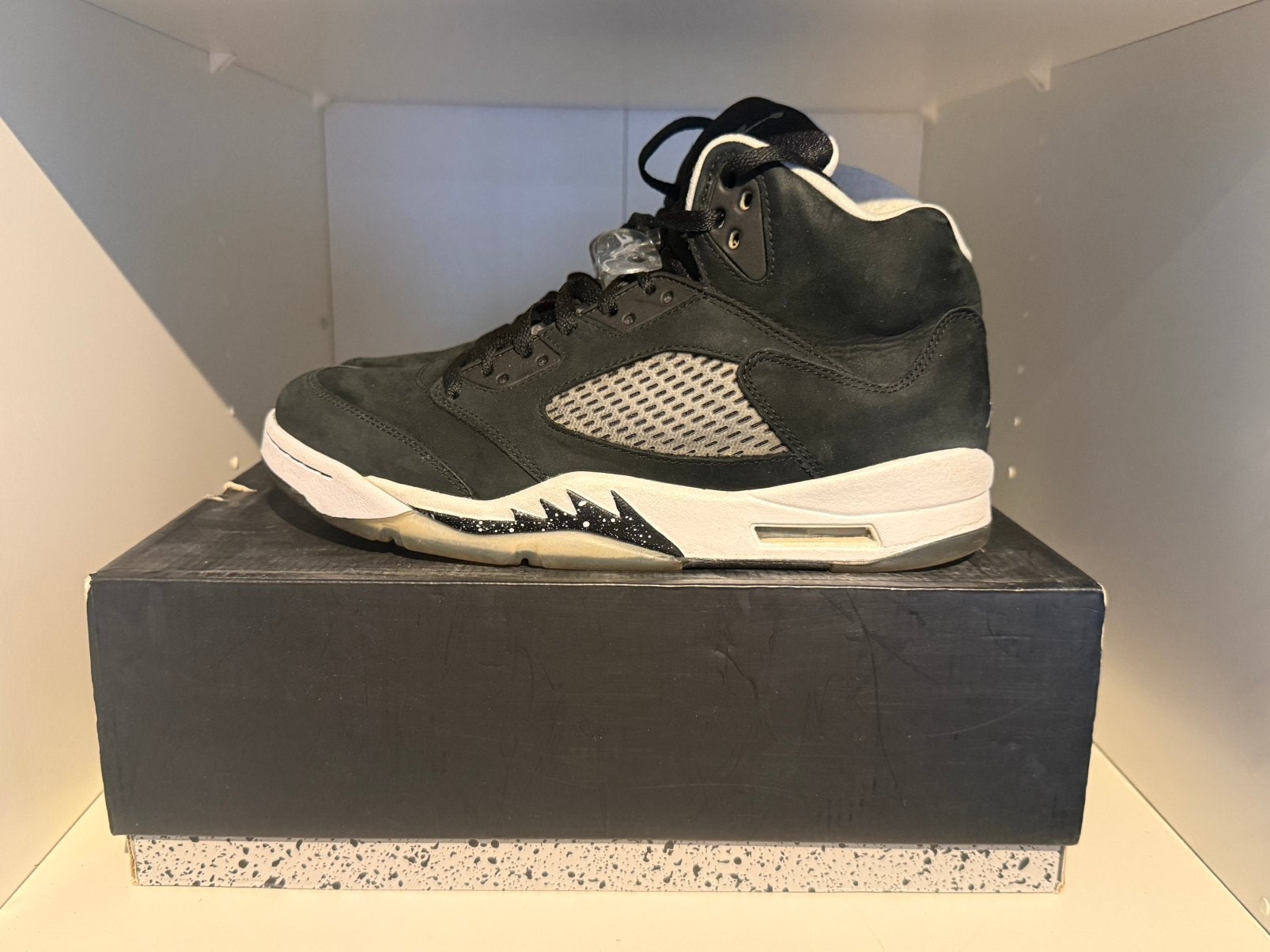 Nike Air Jordan 5 Retro “Oreo” (2013), Ophalen of Verzenden, Zo goed als nieuw, Wit