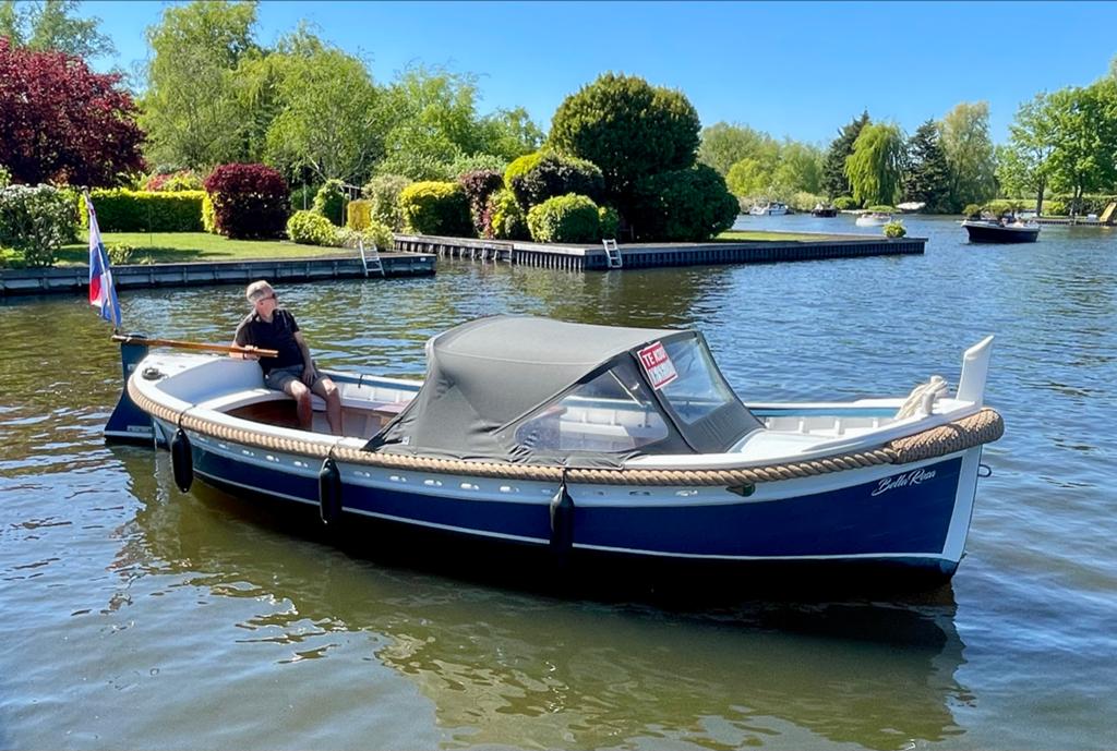 Unieke Mediterraanse Sloep - Volledig Gerenoveerd, Watersport en Boten, Overige typen, Binnenboordmotor, Diesel, Zo goed als nieuw
