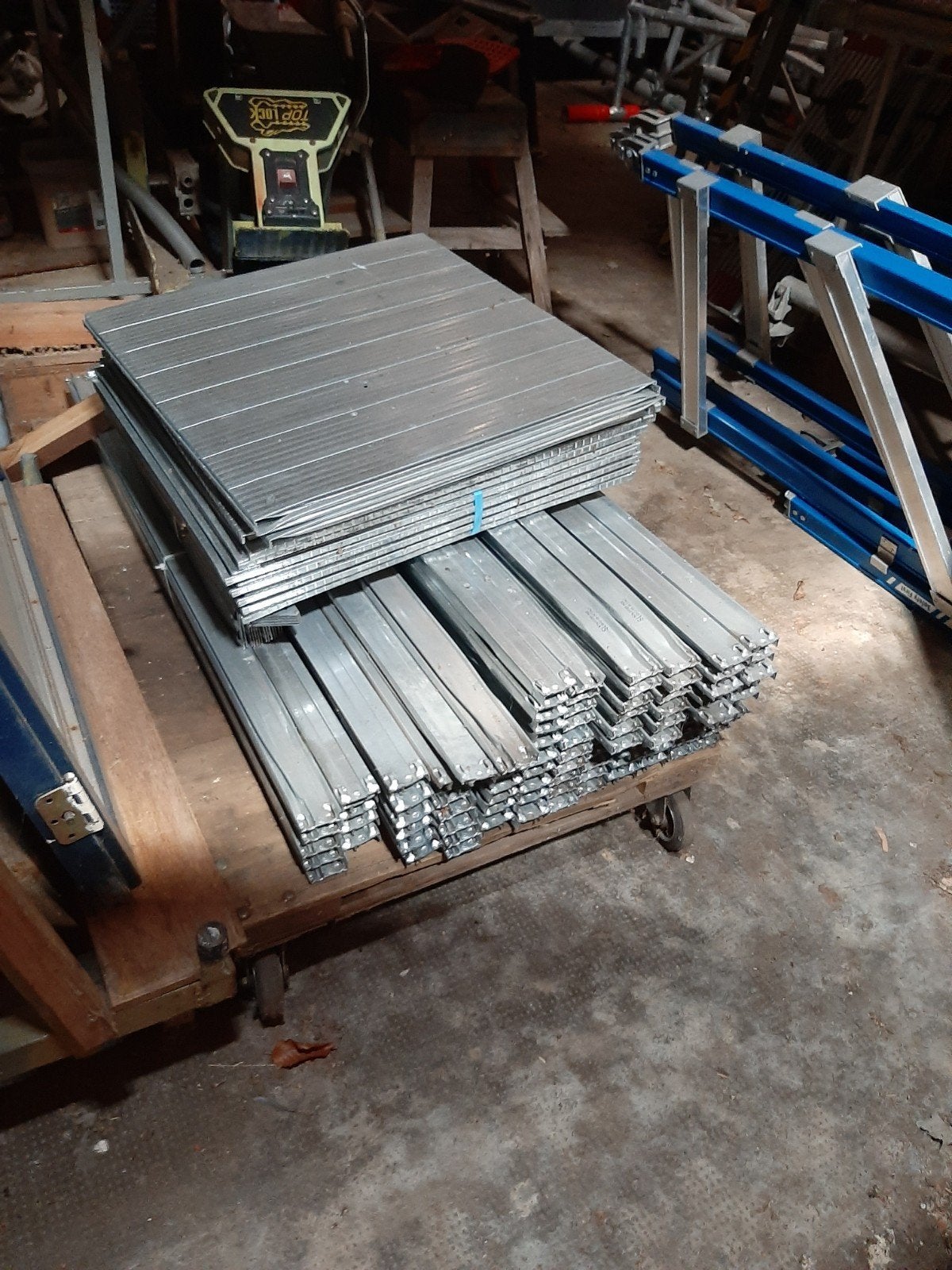 S1 legbord stelling, Ophalen, Zo goed als nieuw
