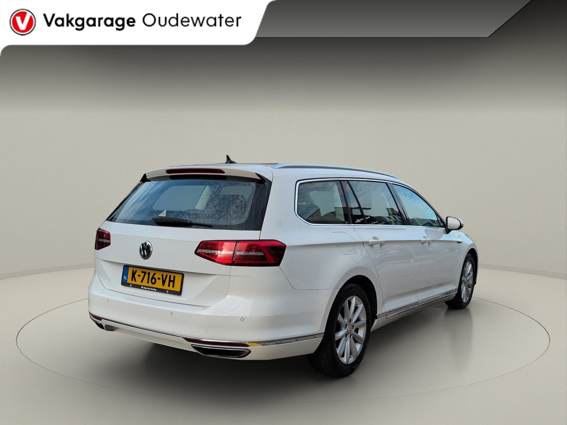Volkswagen Passat Variant 2.0 TSI 4Motion Highline DSG, Dealer onderhouden, Gebruikt, Euro 6, Met garantie (alle)