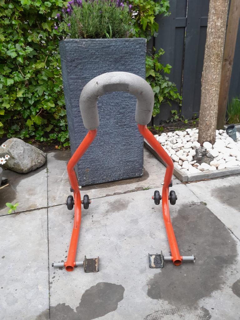 Motorfiets paddockstand - rood, Motoren, Ophalen, Gebruikt