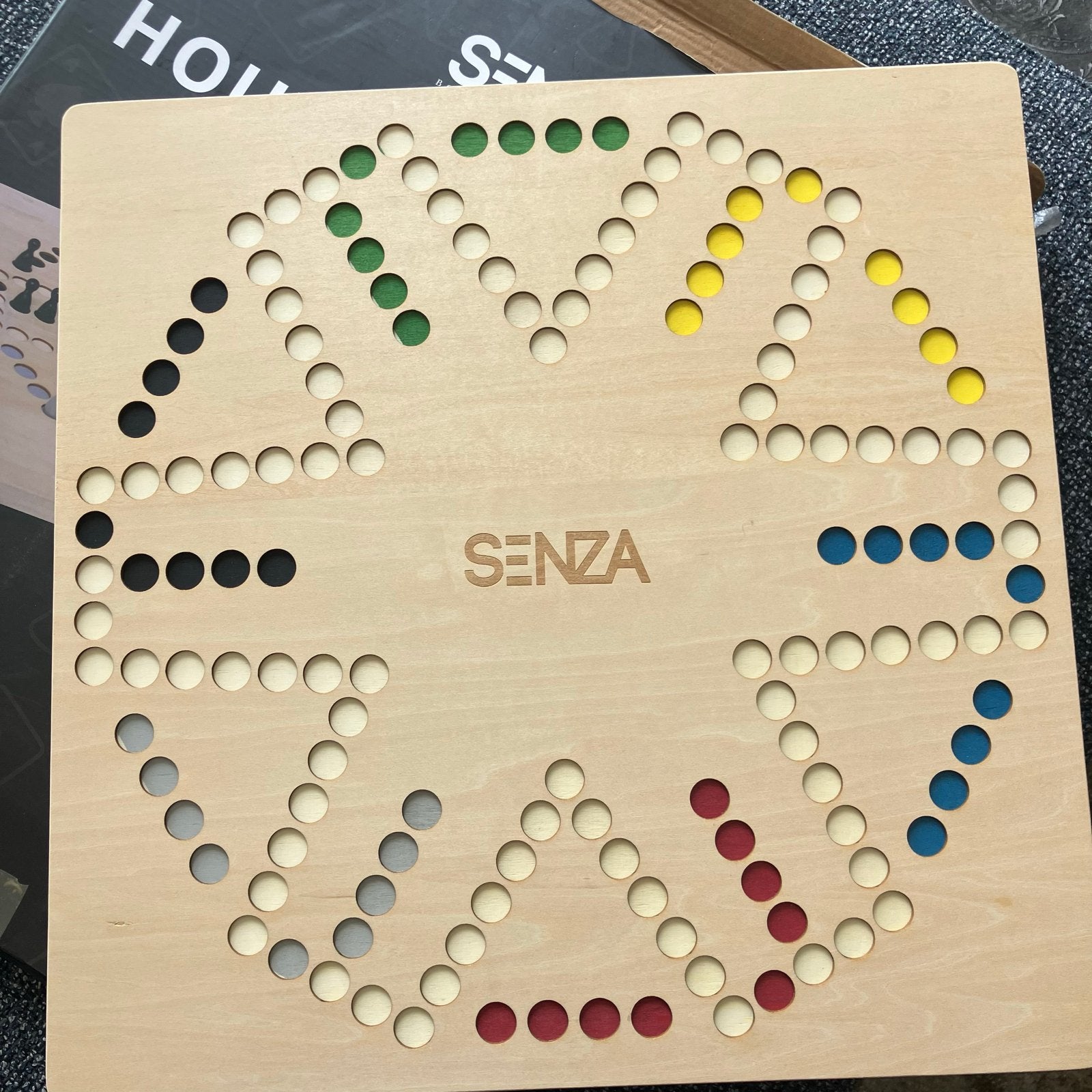 Senza Houten Keezen Bordspel - Oer-Hollands Plezier, Vijf spelers of meer, Verzenden, Zo goed als nieuw