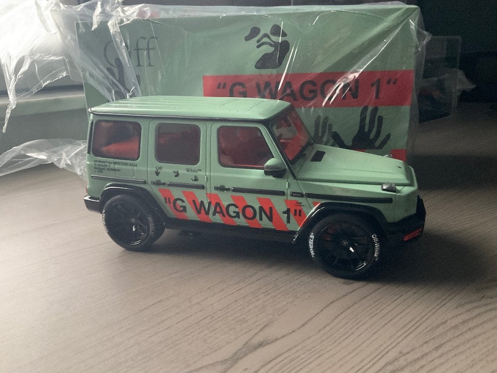 1/18 Gt spirit Mercedes g63 AMG off-white, Hobby en Vrije tijd, Modelauto's | 1:18, Ophalen of Verzenden, Zo goed als nieuw, Overige merken