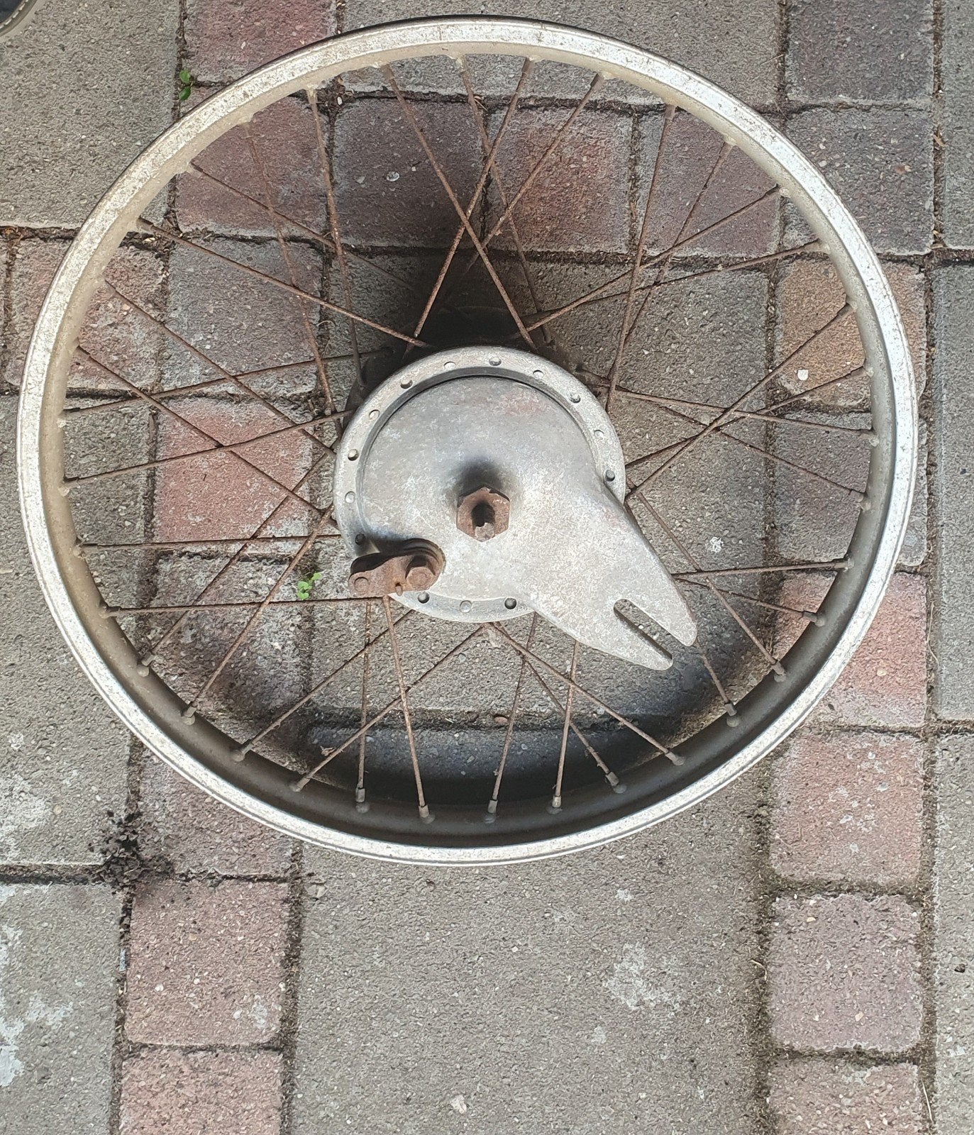 Zundapp 19" aluminium achterwiel velg compleet met naaf rem, Ophalen, Gebruikt, Overige typen