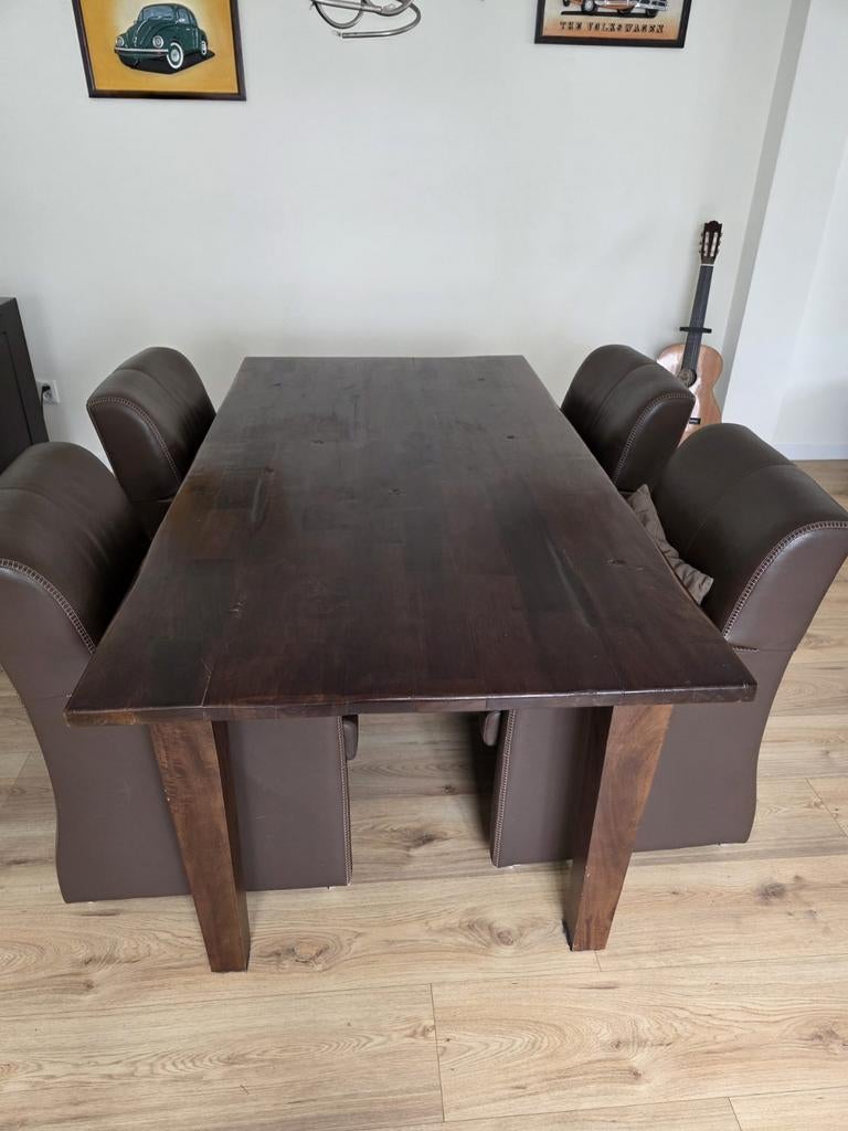Robuuste eiken eettafel met 4 stoelen, Ophalen, Eikenhout, 50 tot 100 cm, Zo goed als nieuw
