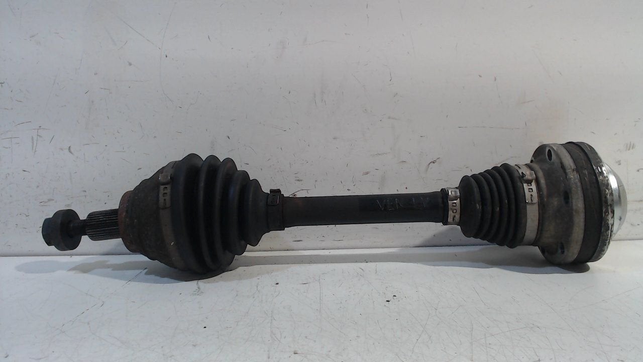 Aandrijfas links voor Skoda Octavia, Auto-onderdelen, Onderdelen@venauto.nl, Van der Ven Autorecycling B.V., Gebruikt, Ettenseweg 76, 4706 PB Roosendaal, The Netherlands