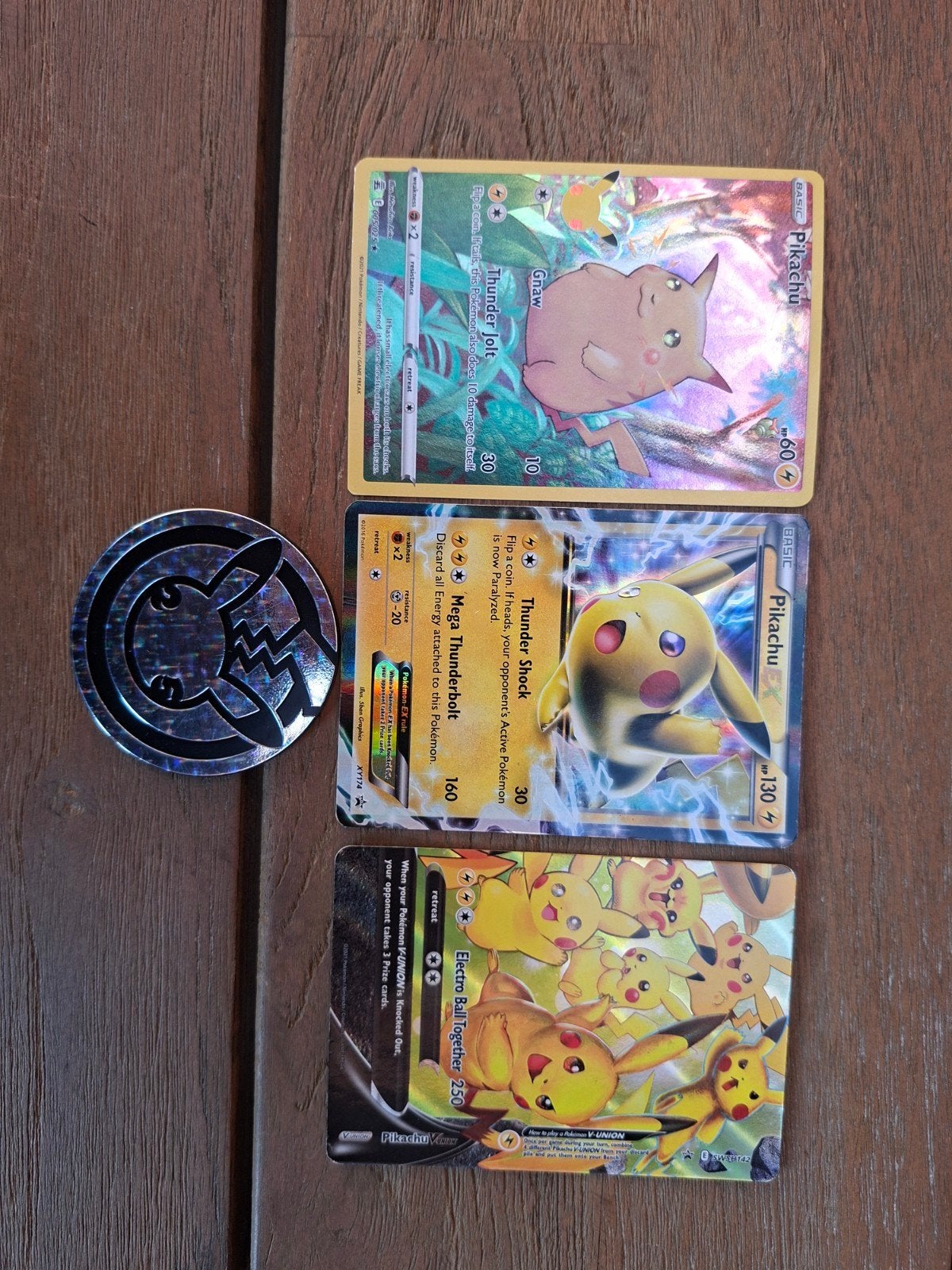 Pokemonkaarten - Pikachu set, Ophalen of Verzenden, Gebruikt, Meerdere kaarten, Foil