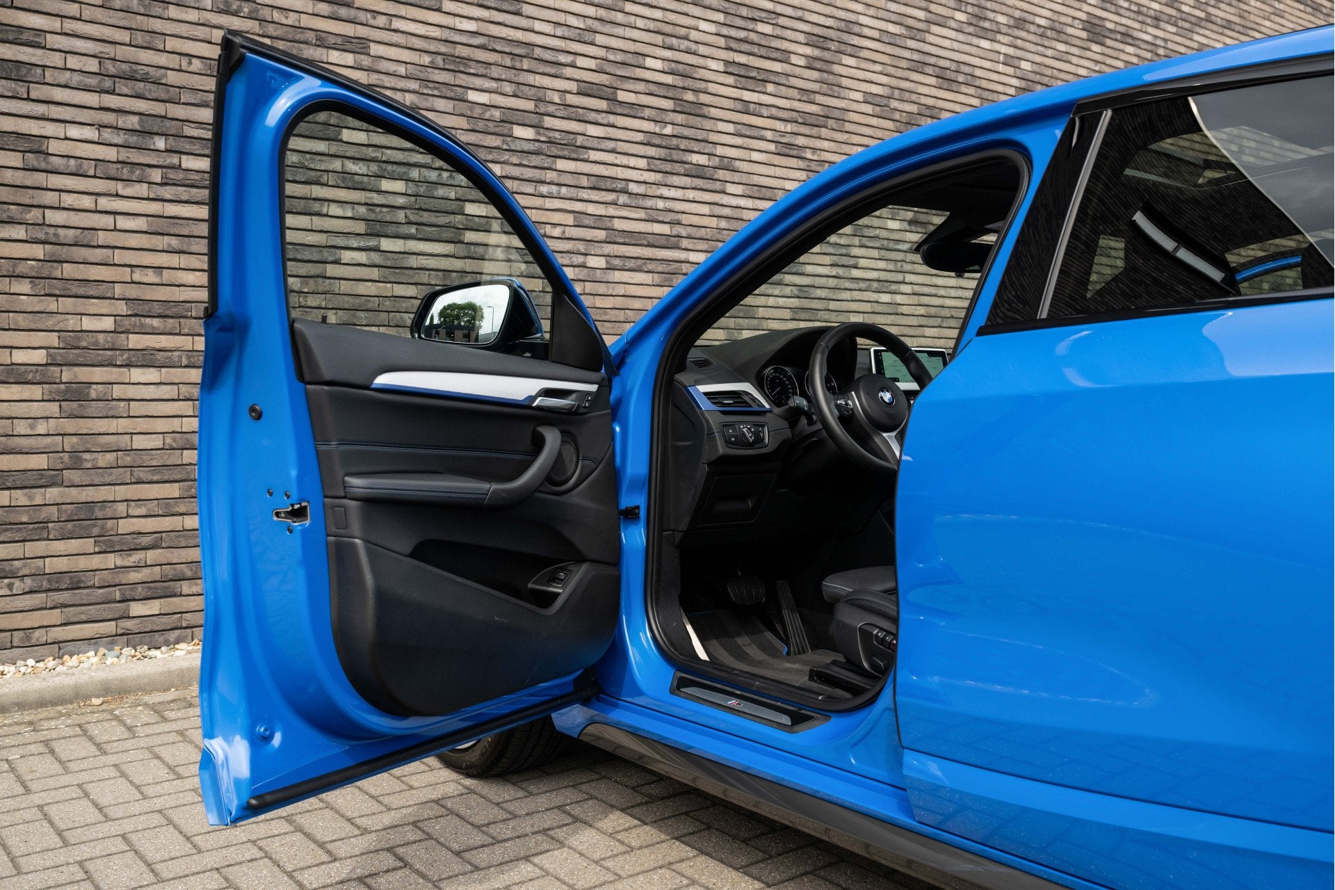 Foto 16 van BMW X2 2.0i xDrive | M-Sport | Navigatie | Panorama | Leder