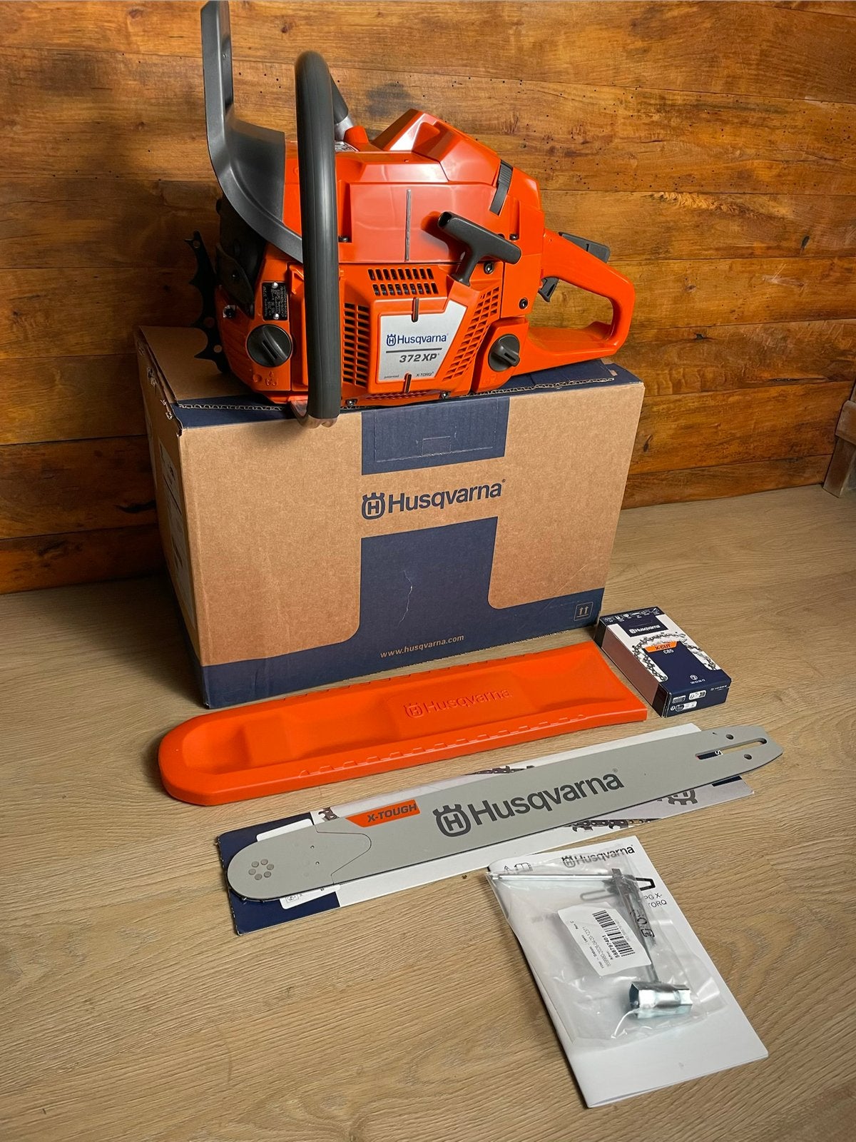 Husqvarna 372XP kettingzaag nieuw in doos UNIEK, Ophalen, Nieuw