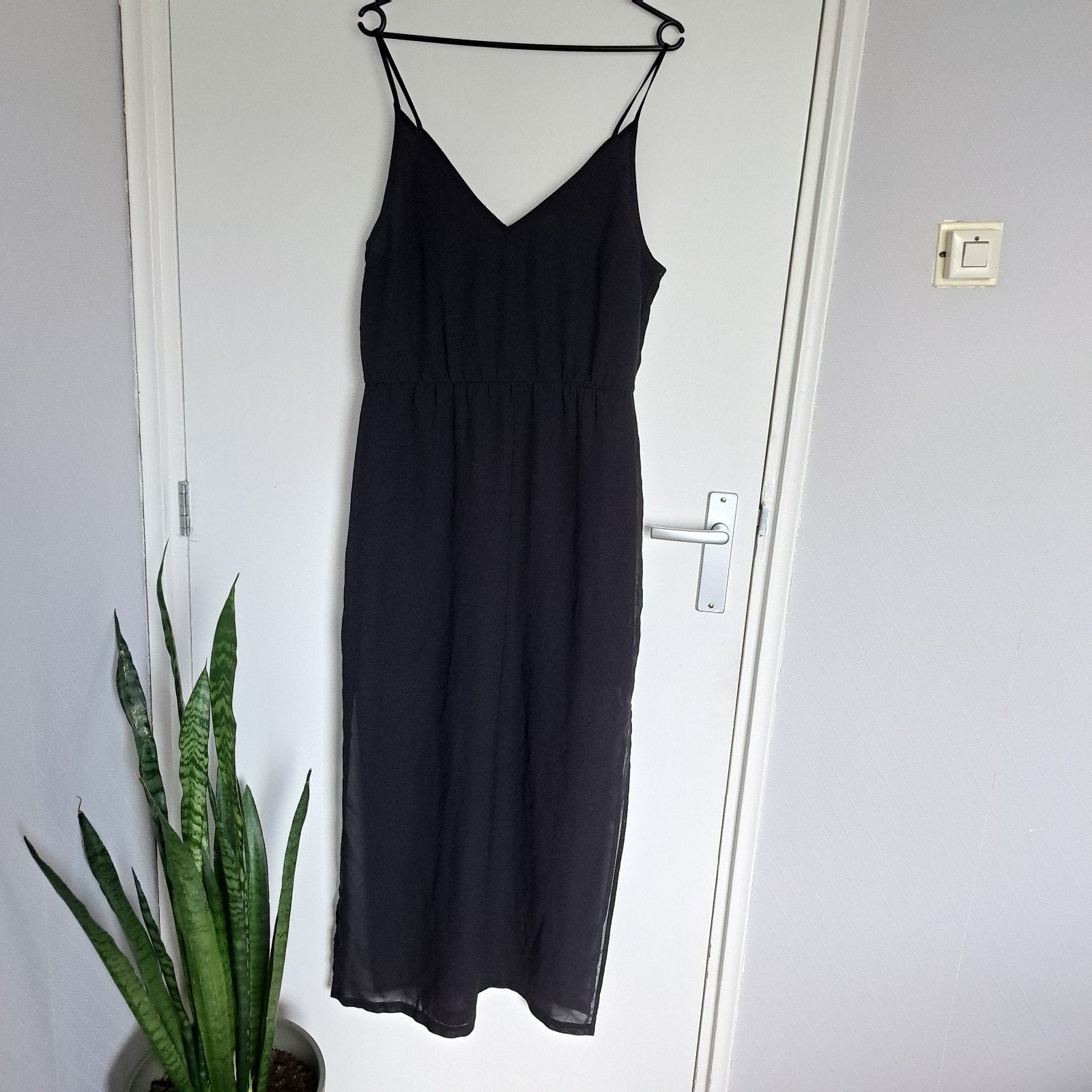 zwarte zomerjurk, spaghettibandjes h en m maat 40, Maat 38/40 (M), H&M, Zwart, Ophalen of Verzenden