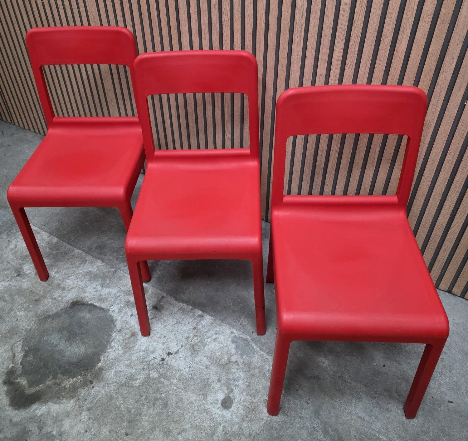 15 x Segis design stoelen rood kantine horeca terras cafe, Ophalen of Verzenden, Zo goed als nieuw, Rood, Vijf, Zes of meer stoelen