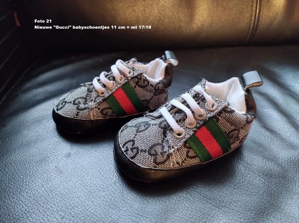 Nieuwe "Gucci" babyschoentjes 11 cm = mt 17/18, Ophalen of Verzenden, Nieuw