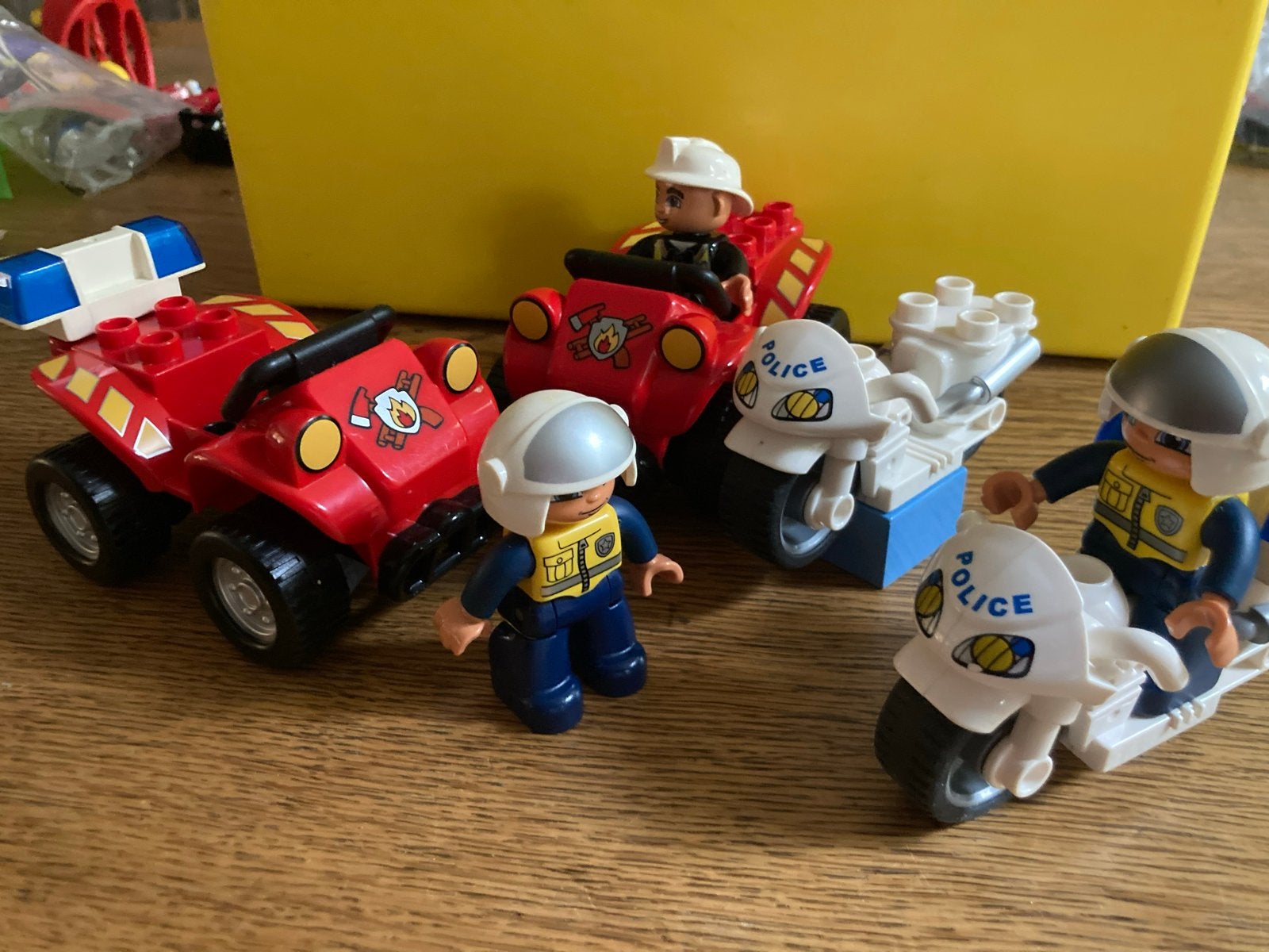 LEGO Duplo Brandweer en Politie Voertuigen met Figuren, Ophalen of Verzenden, Gebruikt, Overige merken
