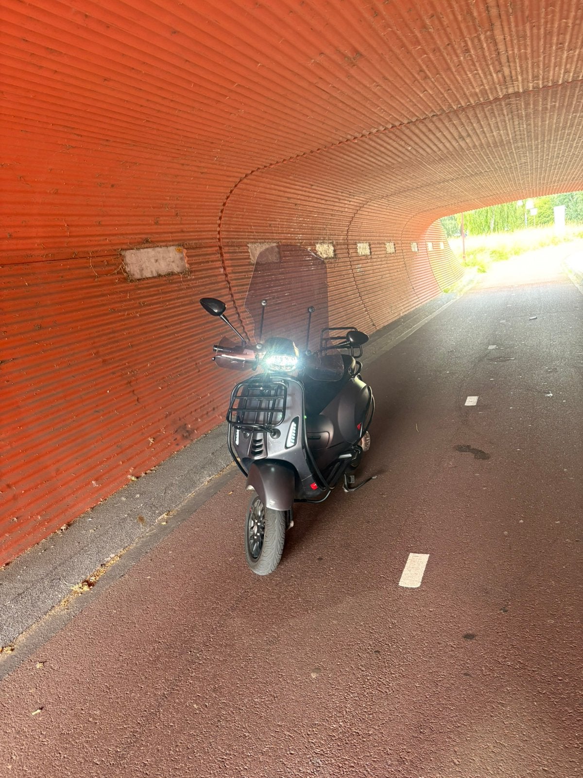 Vespa sprint 2020, Fietsen en Brommers, Ophalen, Zo goed als nieuw, Benzine, Overige modellen