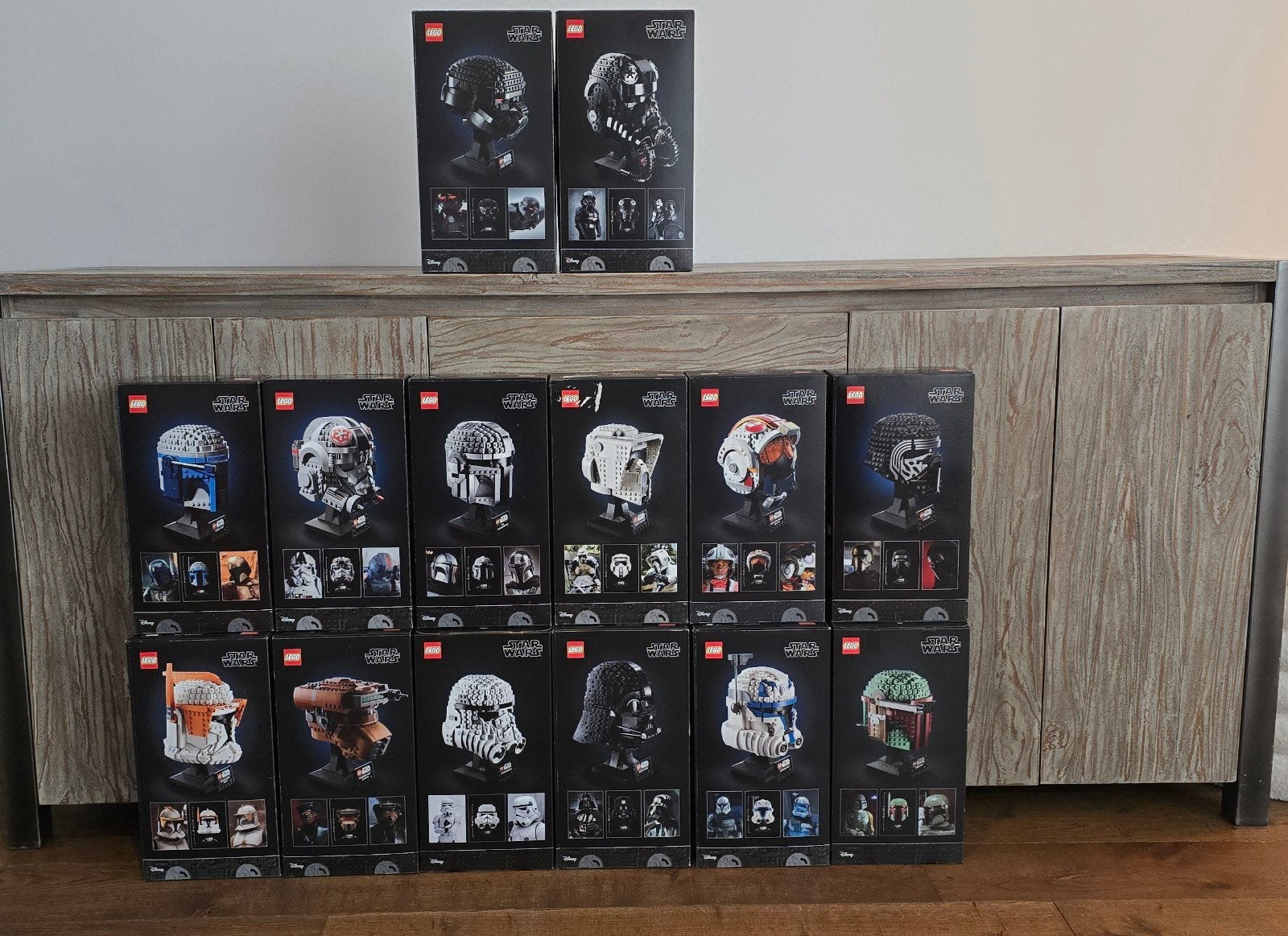 Foto 7 van Bijna complete Star Wars Lego Helmet Collectie (14 stuks).