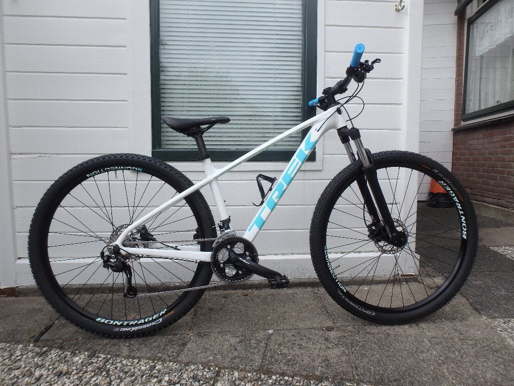 Trek Marlin 5 (29er) - Frame-maat = 17 inch (42.5 cm), Fietsen en Brommers, Fietsen | Mountainbikes en ATB, Gebruikt, Hardtail