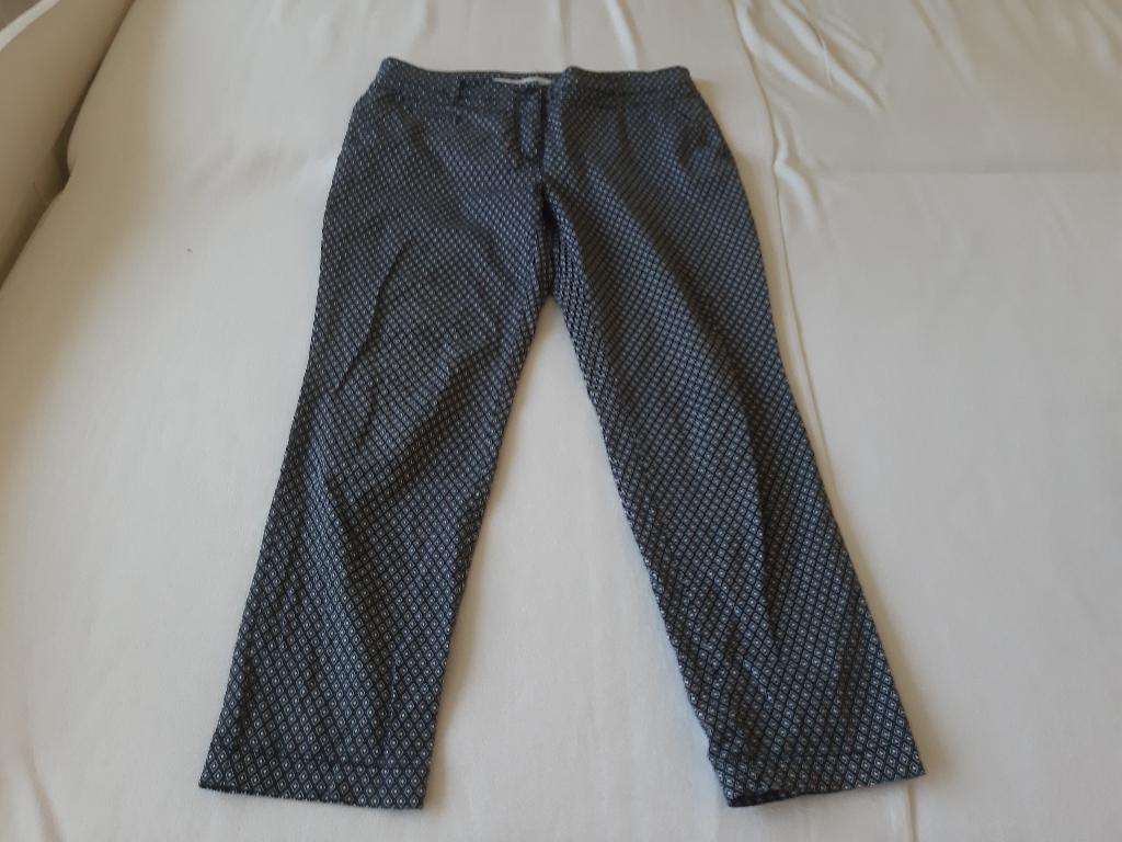 leuke aparte zwart/witte broek Canda maat 44, Kleding | Dames, Broeken en Pantalons, Ophalen, Zwart, Maat 42/44 (L), Zo goed als nieuw