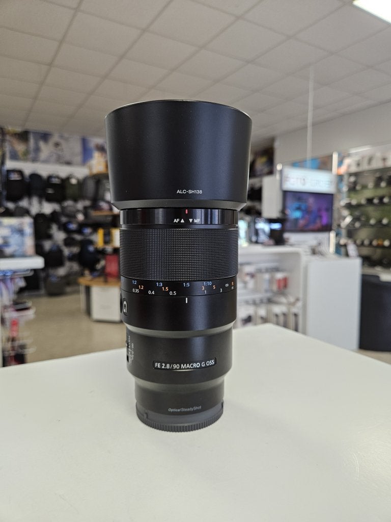Sony FE 90mm f/2.8 G MACRO OSS (Heerenveen), Niet ingevuld, Niet ingevuld, Ophalen of Verzenden, Zo goed als nieuw
