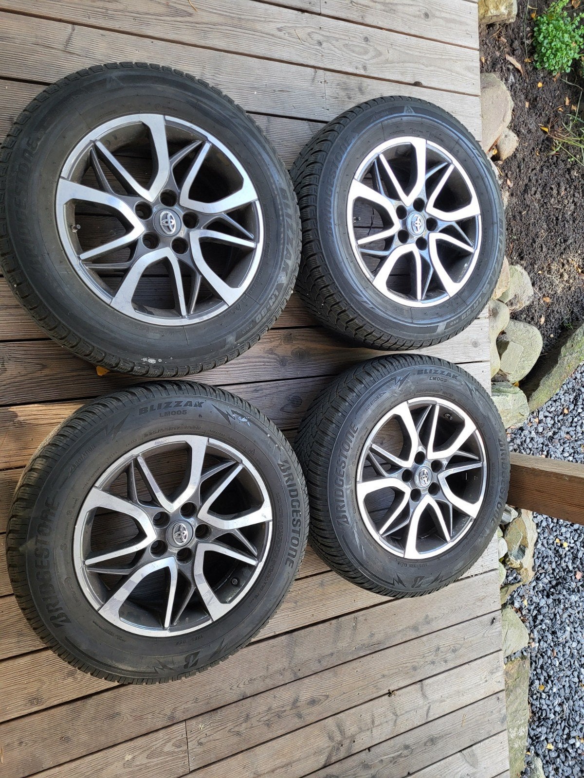 17 inch lichtmetalen velgen met Bridgestone winterbanden, Auto-onderdelen, Ophalen, Gebruikt, Banden en Velgen, 17 inch