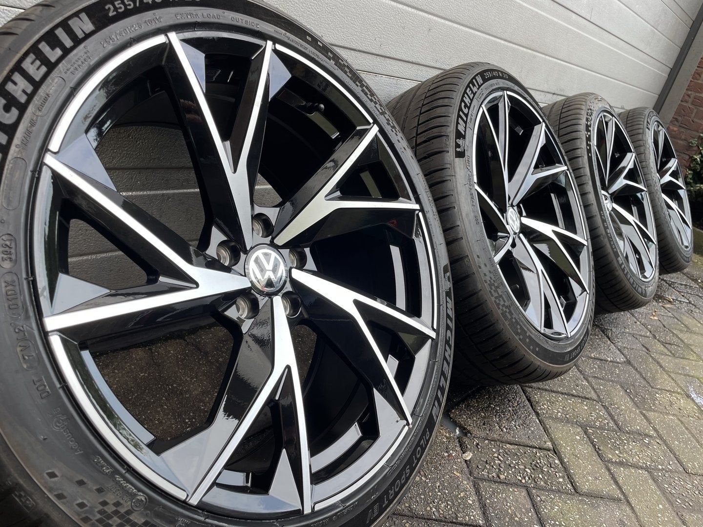 20" Volkswagen Tiguan R-line Skoda Kodiaq GT Tarraco velgen, 255 mm, -, -, Banden en Velgen
