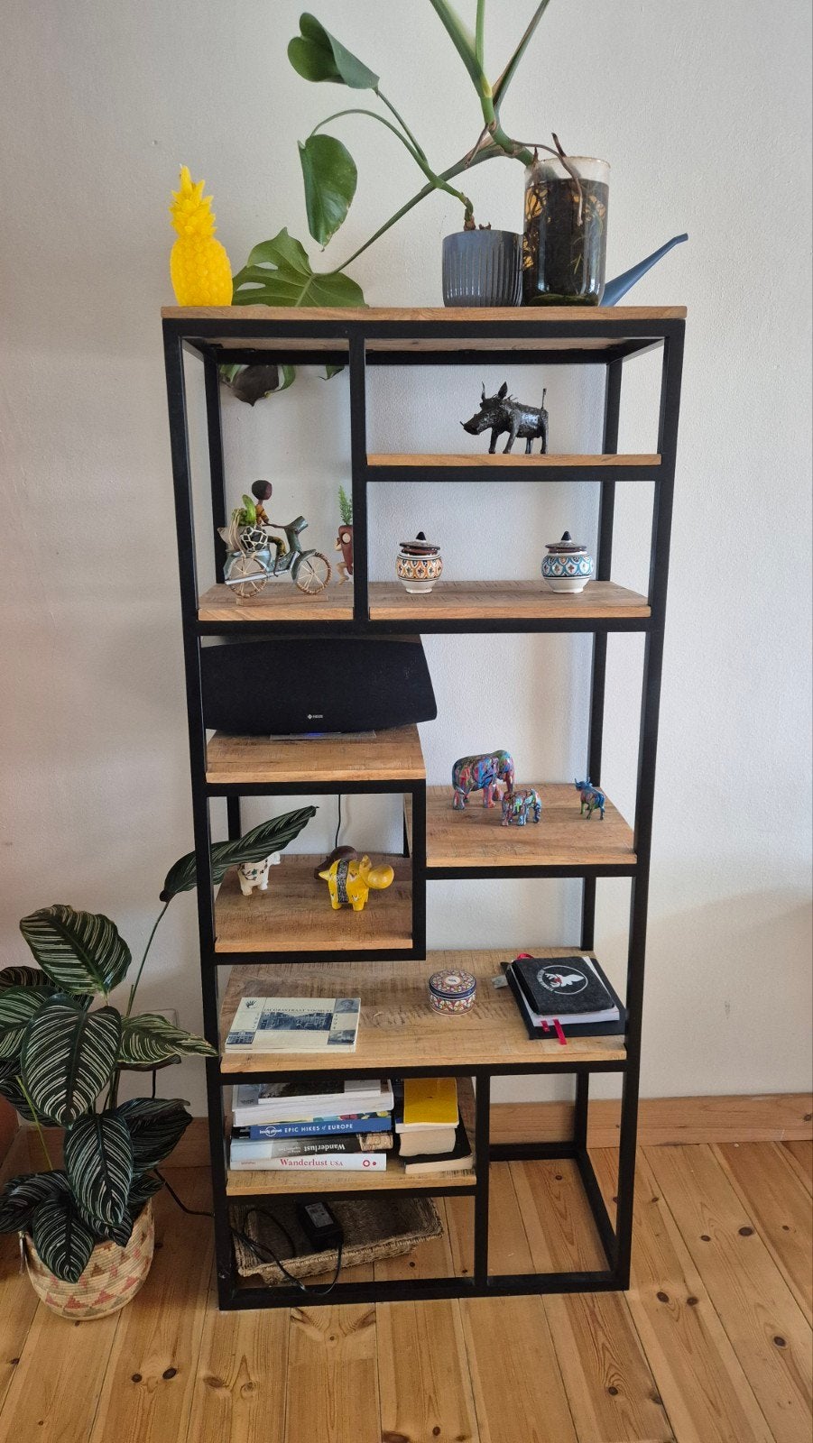 Industriële vakkenkast van mangohout en metaal (180x80x40), Huis en Inrichting, Met plank(en), Gebruikt, 50 tot 100 cm, 25 tot 50 cm