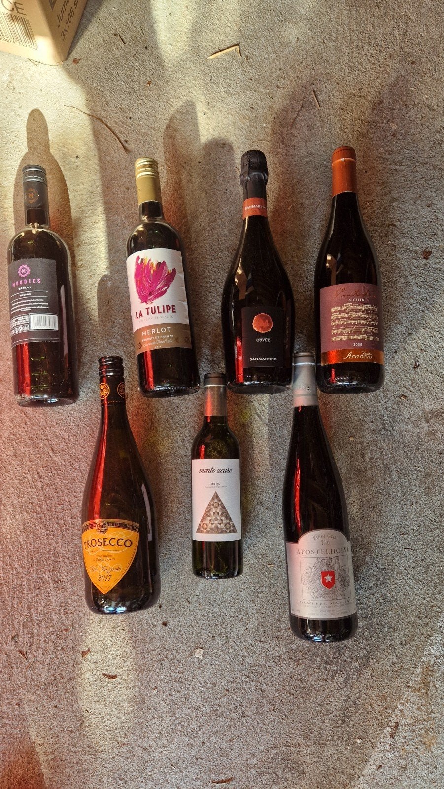 Diverse wijnen - Rode, witte, rosé en mousserend, Ophalen, Gebruikt, Overige gebieden, Overige typen