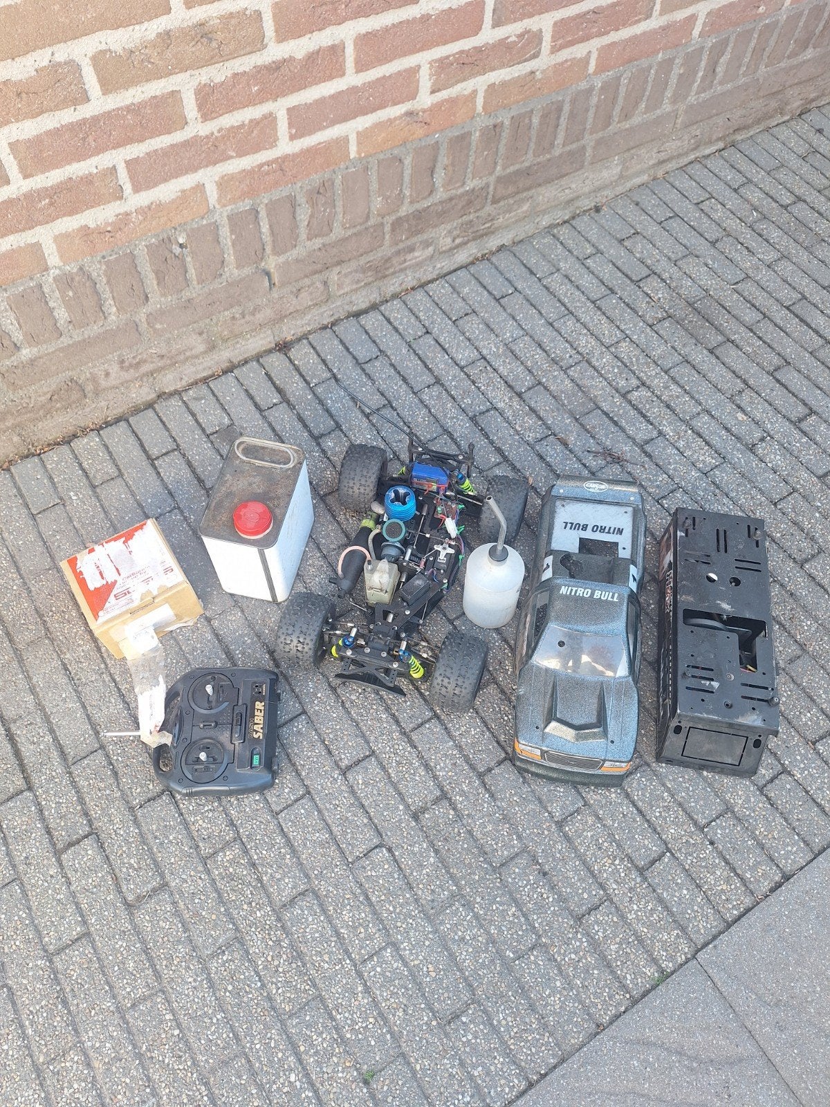 Carson Nitro Bull RC auto met extra's, ruilen mogelijk, Ophalen, Gebruikt, Auto offroad, Schaal 1:8