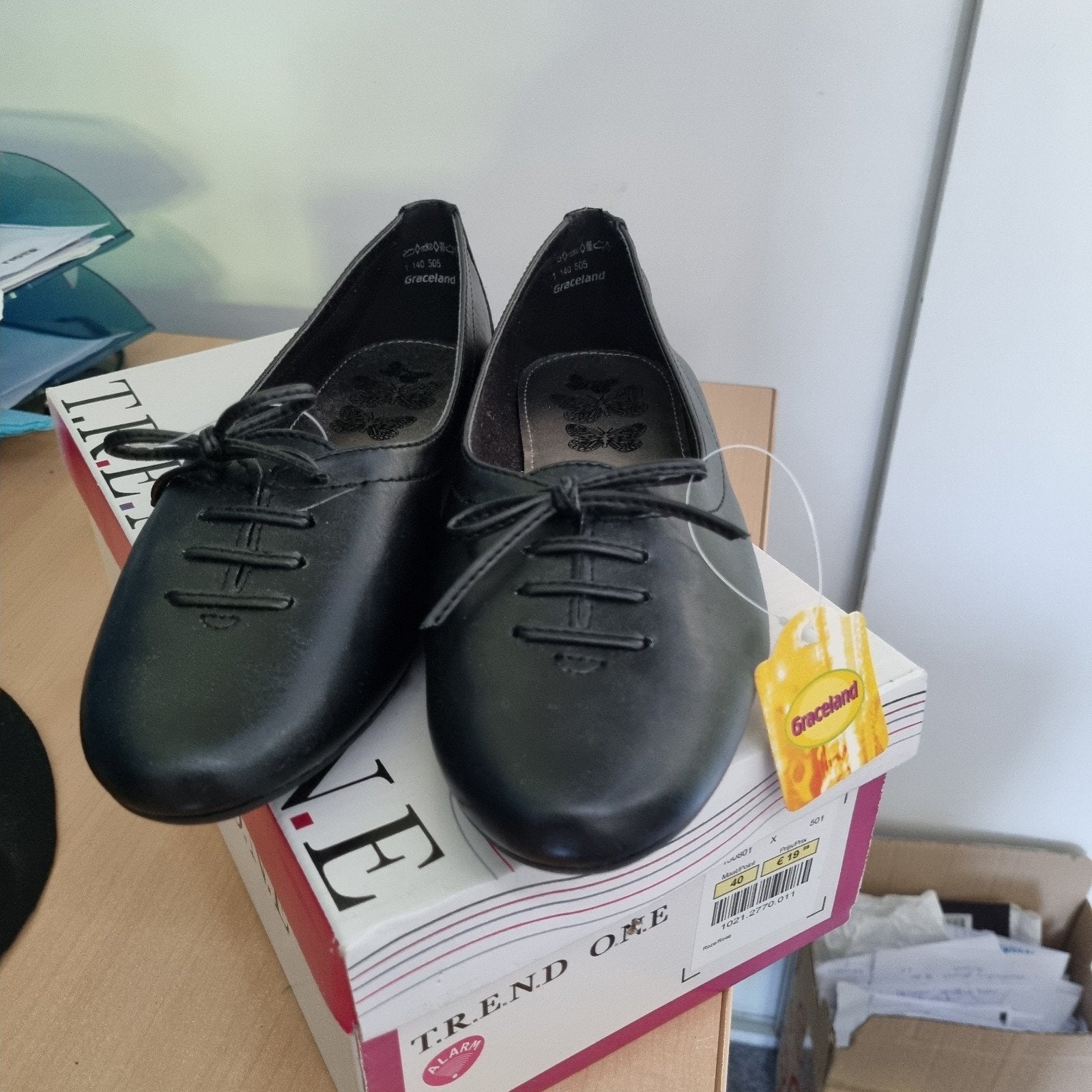 Nieuwe platte schoenen dames zwart, Kleding | Dames, Ophalen of Verzenden, Nieuw, Zwart