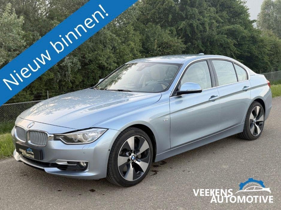Nette BMW 3-Serie Activehybrid 2014 Blauw *Camera* *Lage KM*, Auto's, Automaat, Achterwielaandrijving, Blauw, Leder