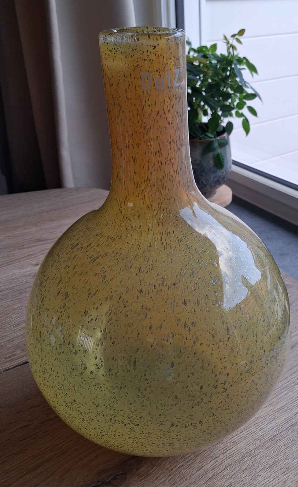 DutZ vaas geel, Huis en Inrichting, Woonaccessoires | Vazen, 32 cm, Geel, Nieuw, Ophalen of Verzenden