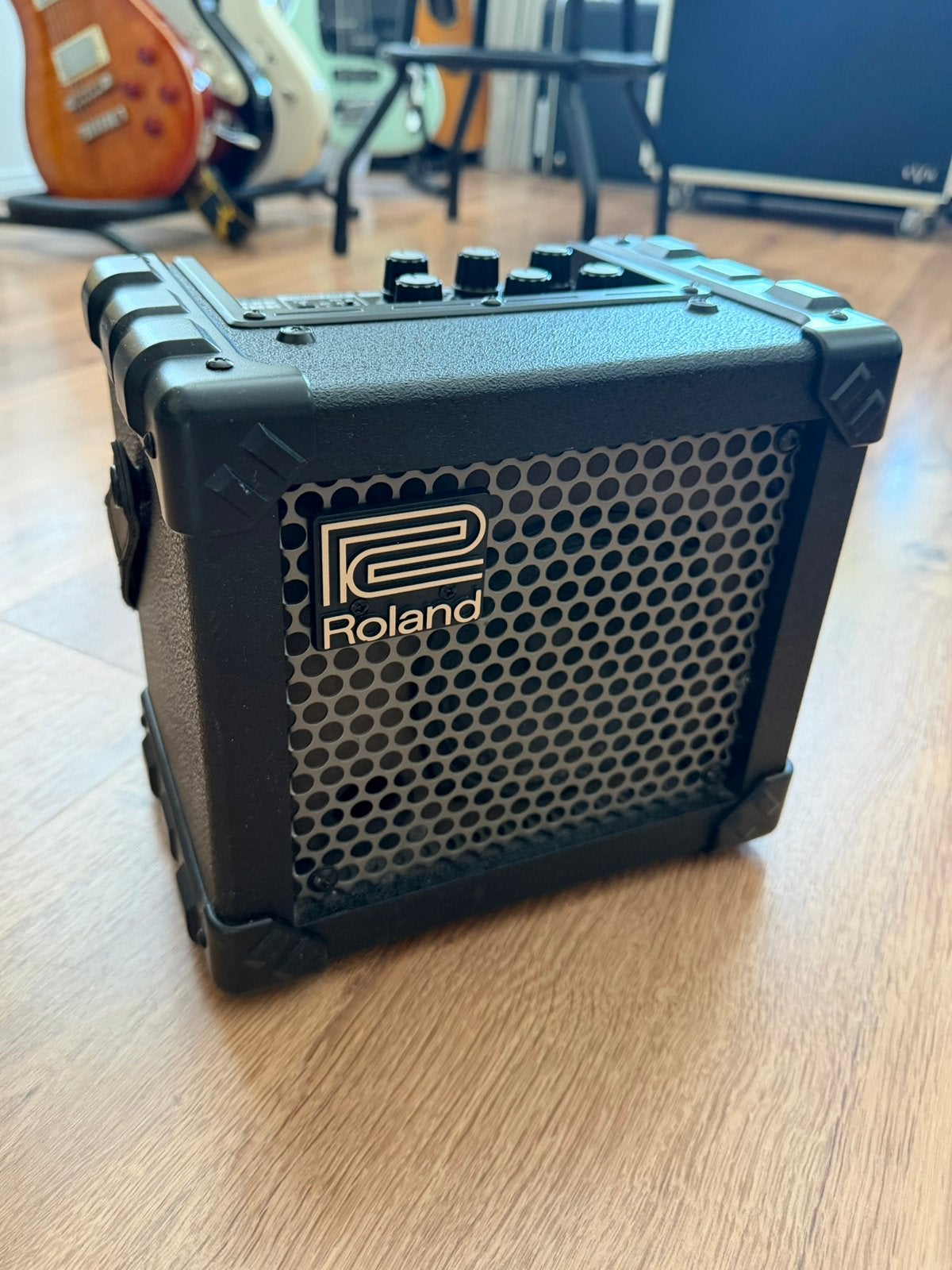 Te Koop: ROLAND Micro Cube - gitaarversterker, Muziek en Instrumenten, Versterkers | Bas en Gitaar, Ophalen, Zo goed als nieuw