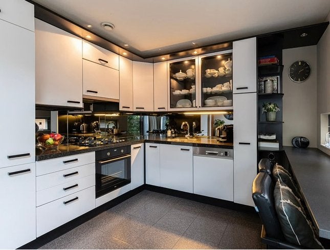Witte keuken, Huis en Inrichting, Keuken | Complete keukens, Zo goed als nieuw, Hoekkeuken, Graniet of Steen, Ophalen
